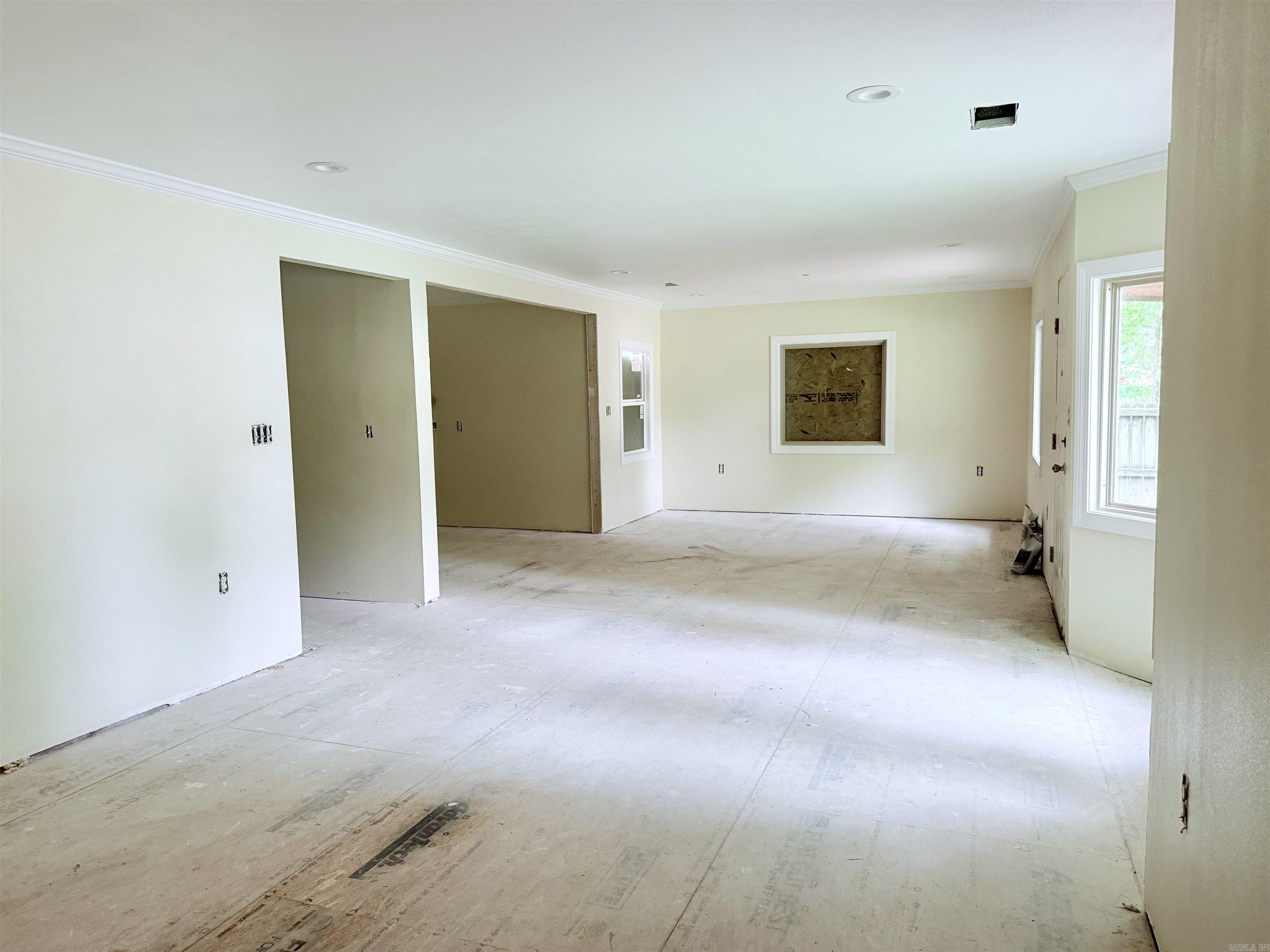 CHESTERFIELD SQUARE - Residential