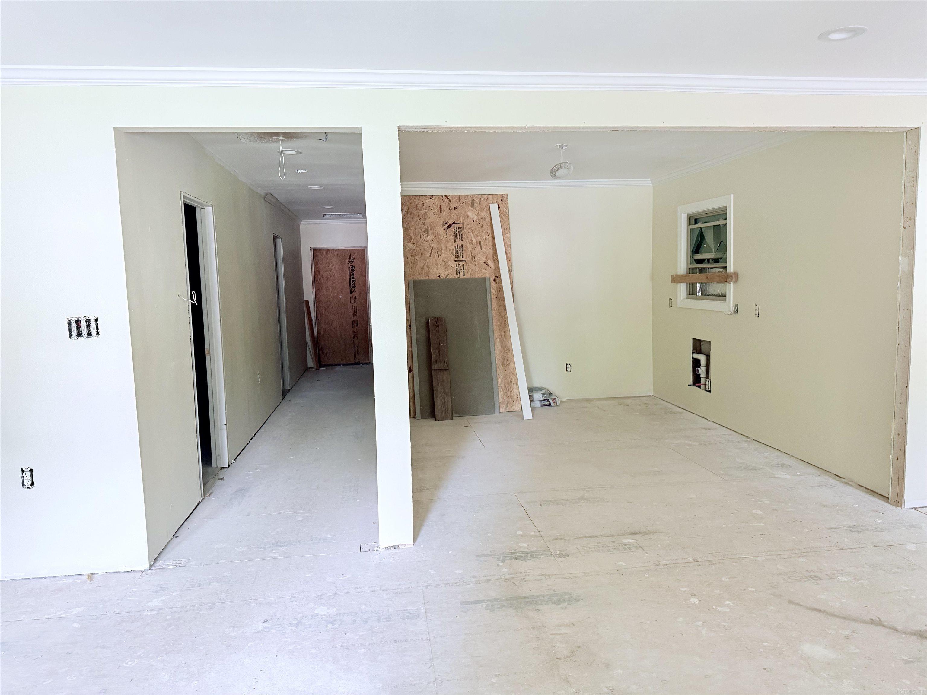 CHESTERFIELD SQUARE - Residential