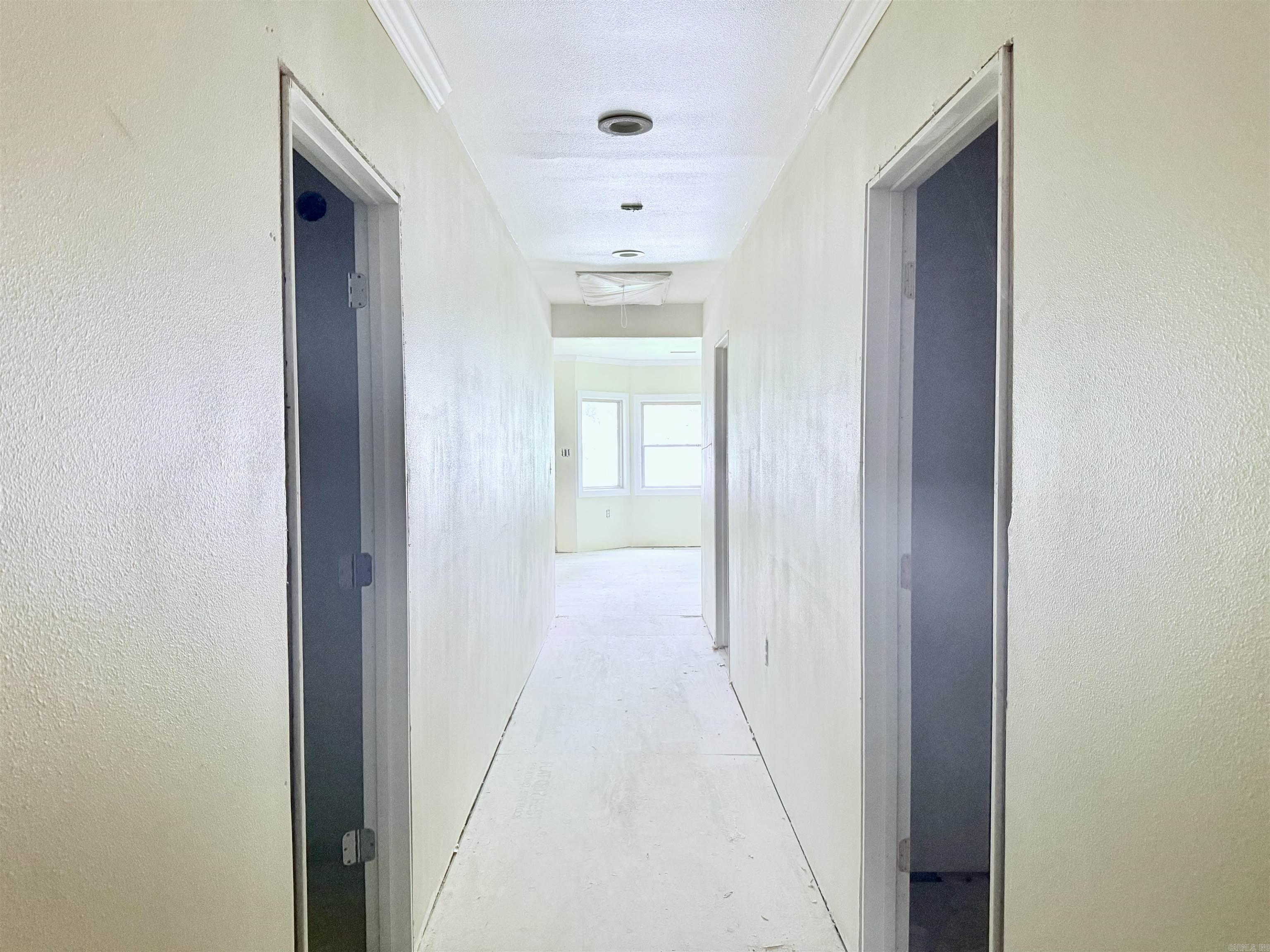 CHESTERFIELD SQUARE - Residential
