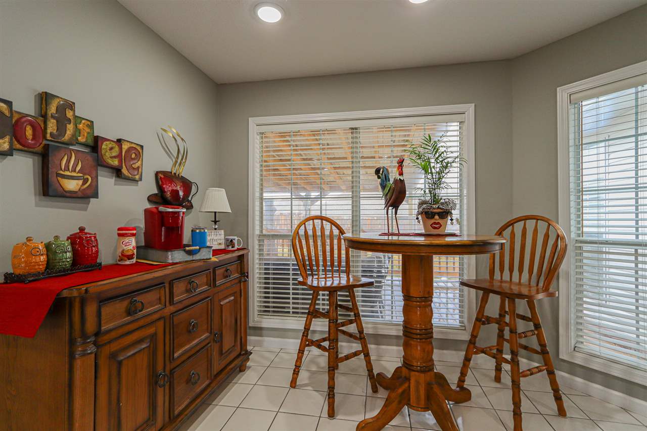 QUAIL MEADOWS - Residential