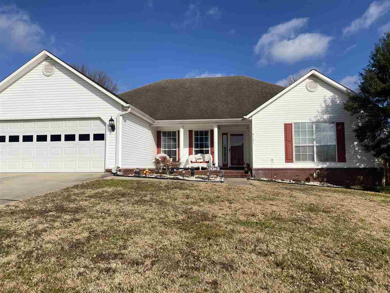 You will love this beautifully renovated home! Open floor plan with formal dining area or office space, breakfast nook, large living area, and split bedrooms. The kitchen features all stainless appliances (fridge remains), new counter tops, and backsplash. Primary bedroom has a large bathroom featuring a stand up shower, double sinks, and walk-in closet. The large den could be used as a 4th bedroom if needed. Out back you will find a screened in patio with a deck and a large new covered deck all fenced in.