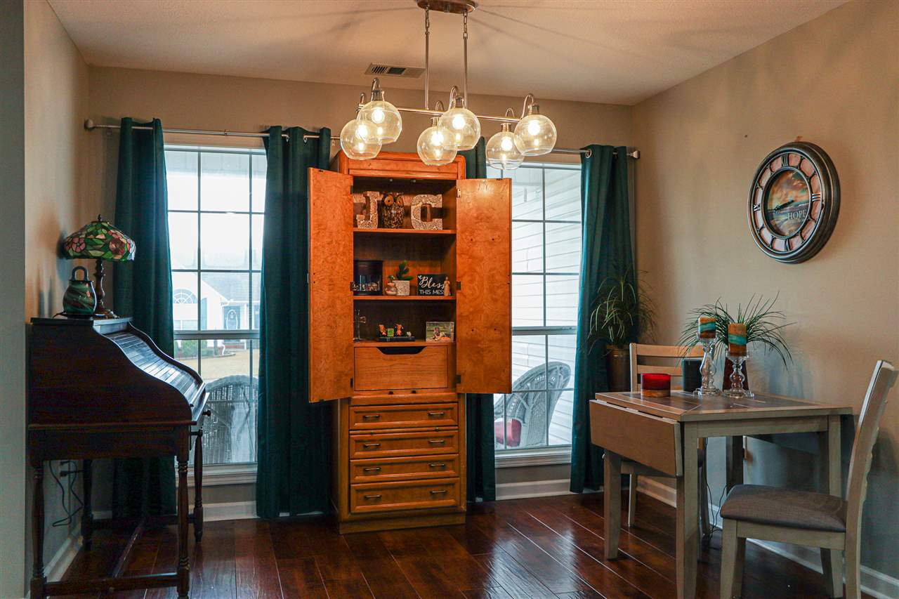 QUAIL MEADOWS - Residential