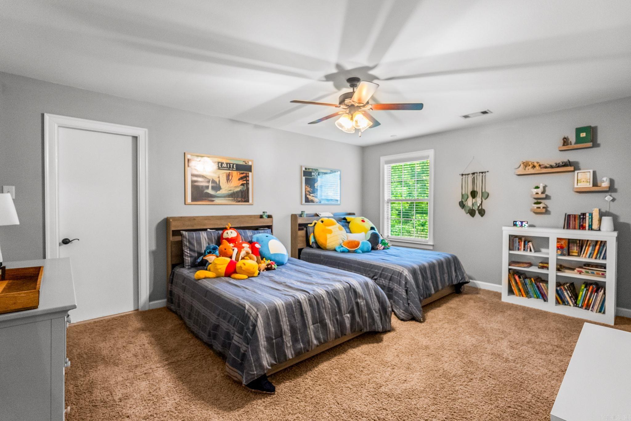 CHENAL VALLEY "TOURNAY CIRCLE" - Residential