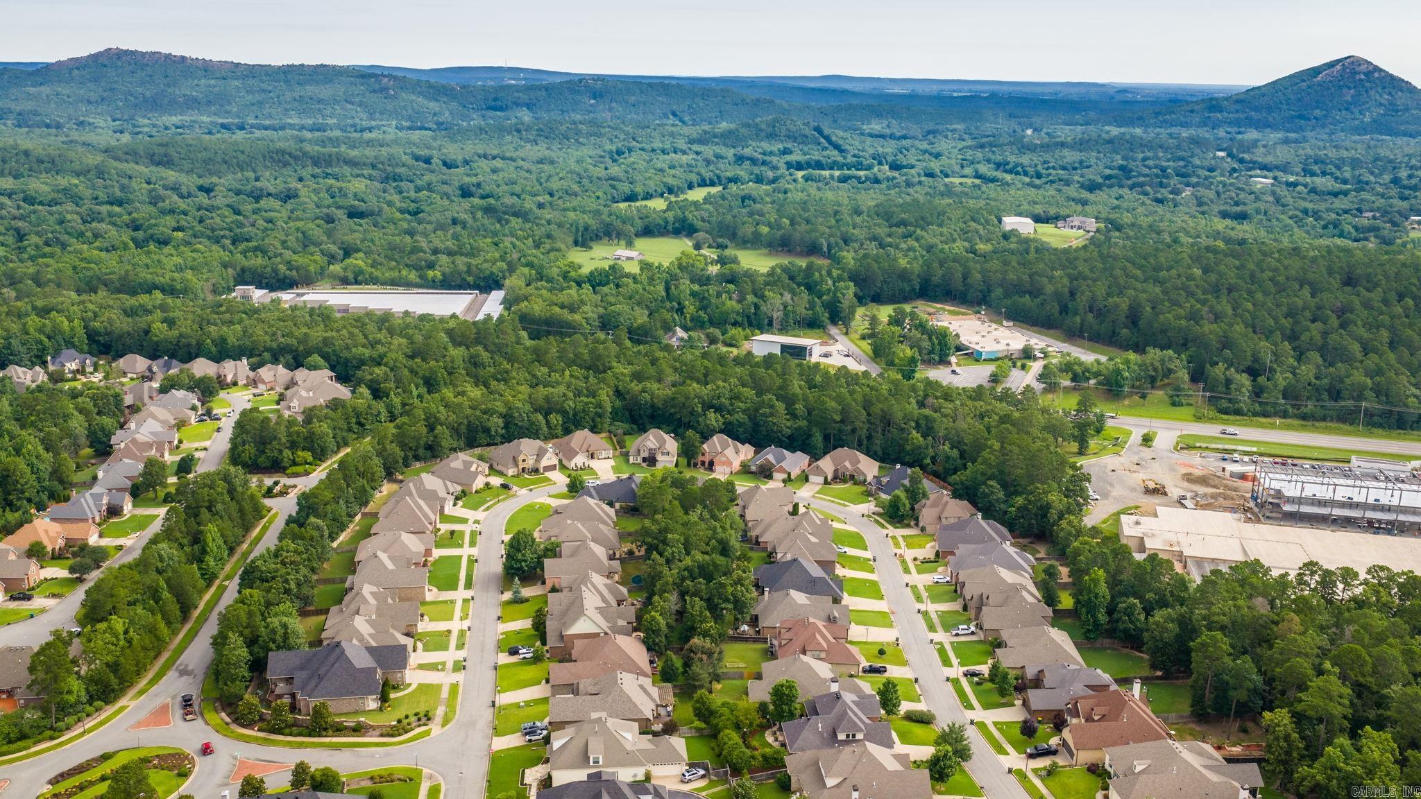 CHENAL VALLEY "TOURNAY CIRCLE" - Residential