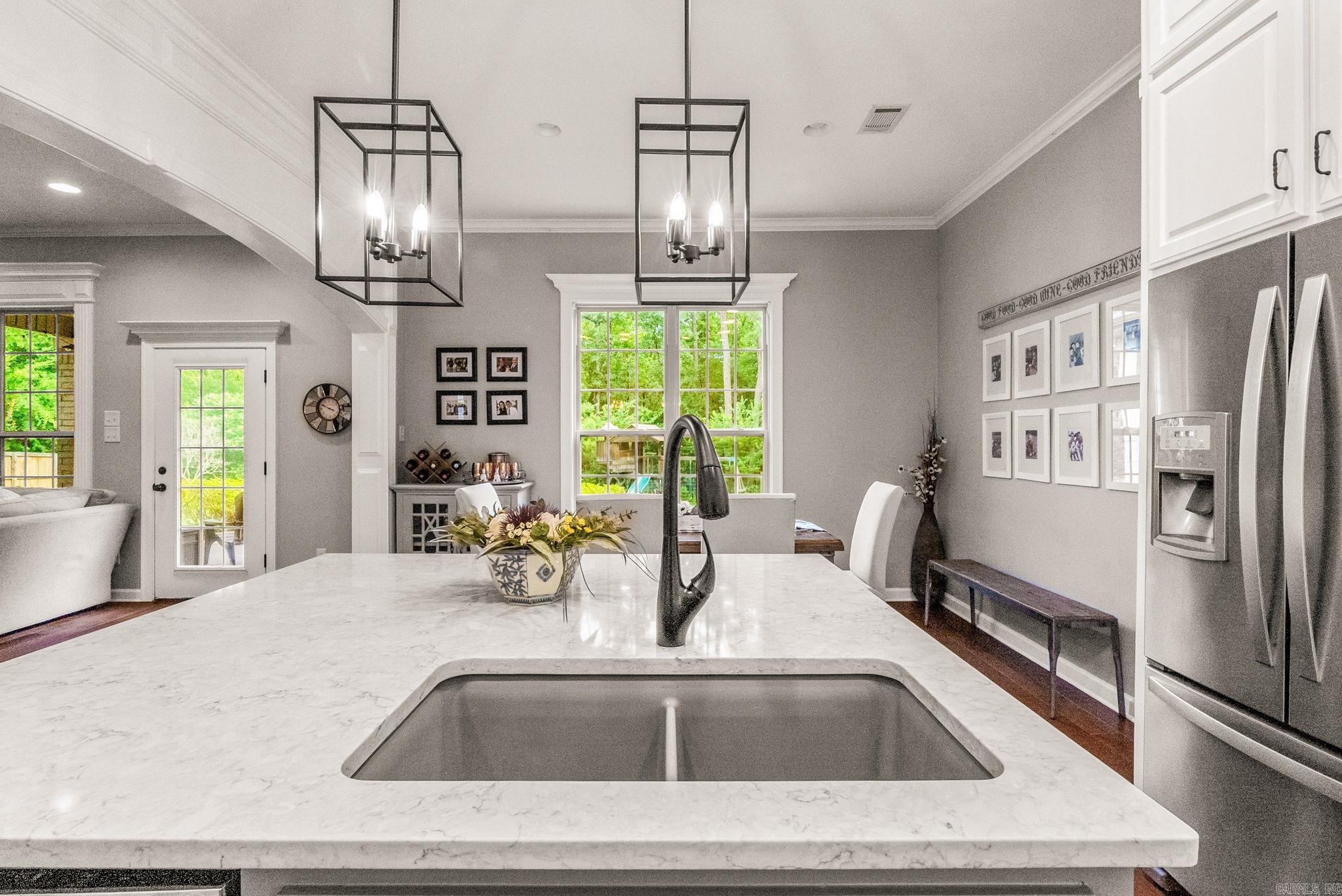 CHENAL VALLEY "TOURNAY CIRCLE" - Residential