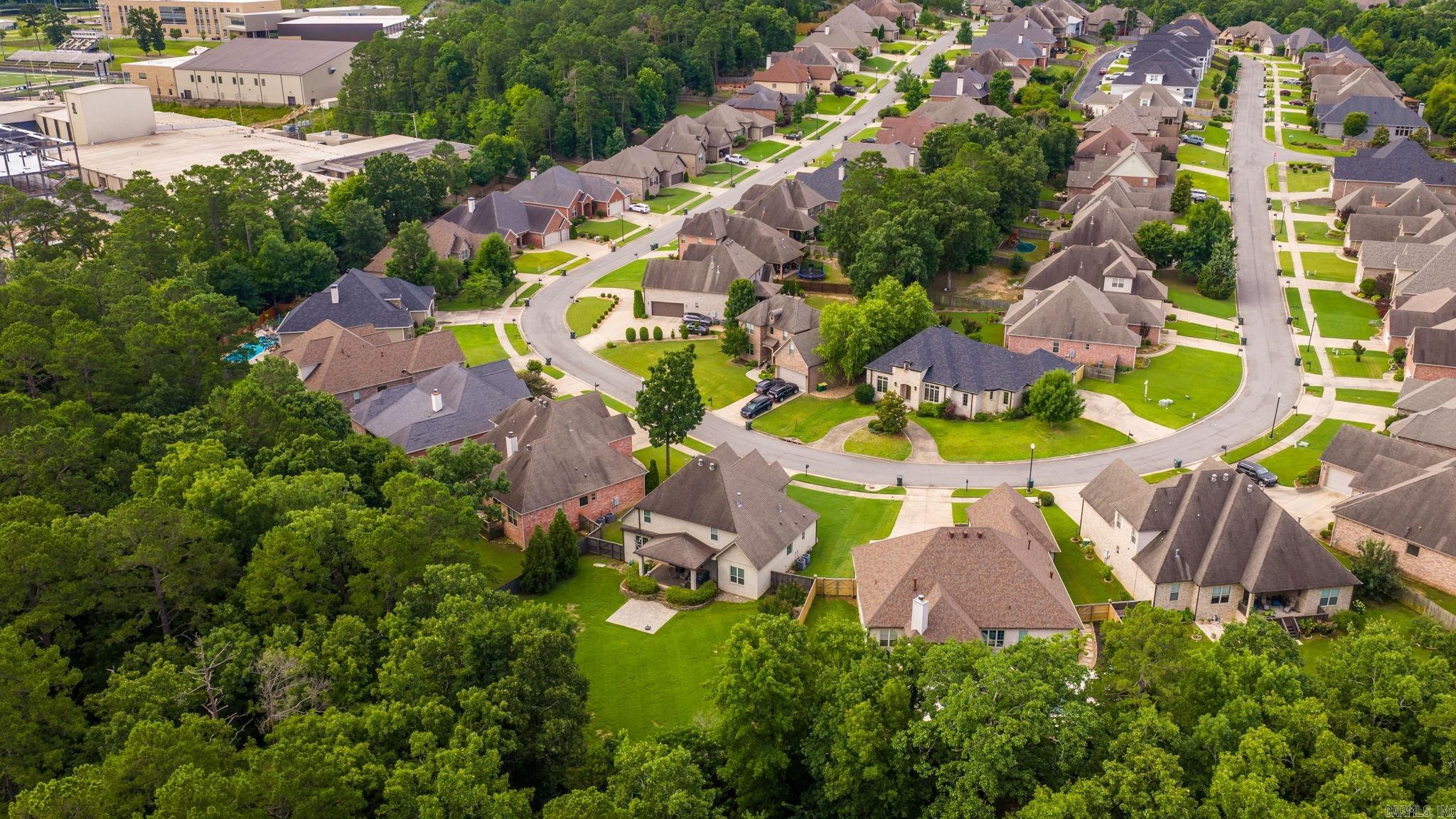CHENAL VALLEY "TOURNAY CIRCLE" - Residential
