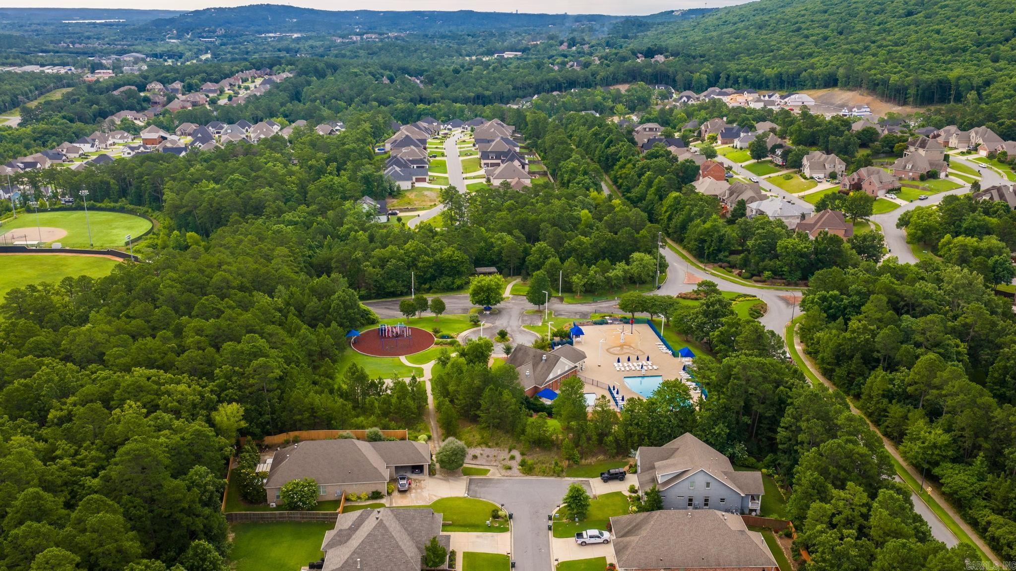 CHENAL VALLEY "TOURNAY CIRCLE" - Residential