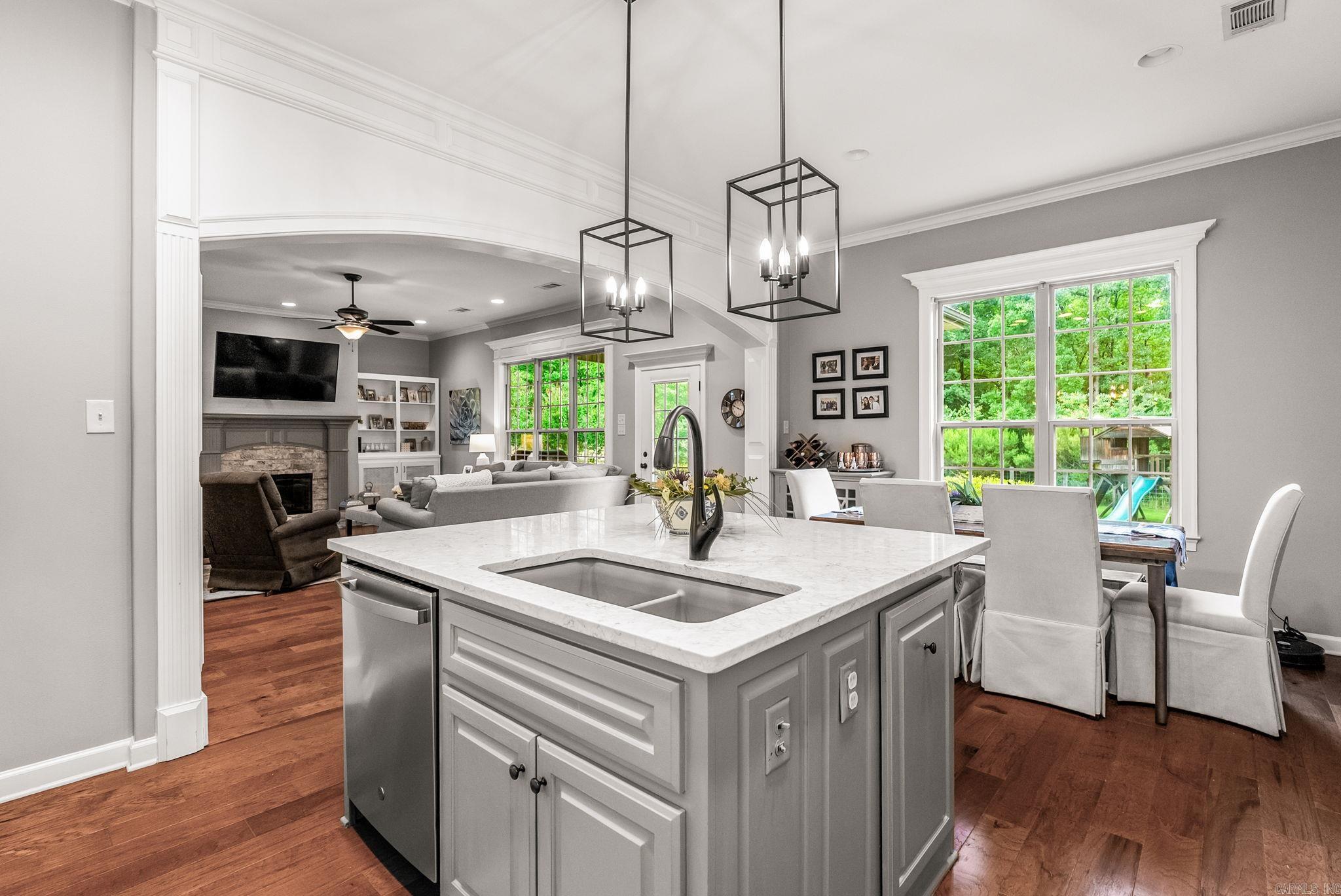 CHENAL VALLEY "TOURNAY CIRCLE" - Residential