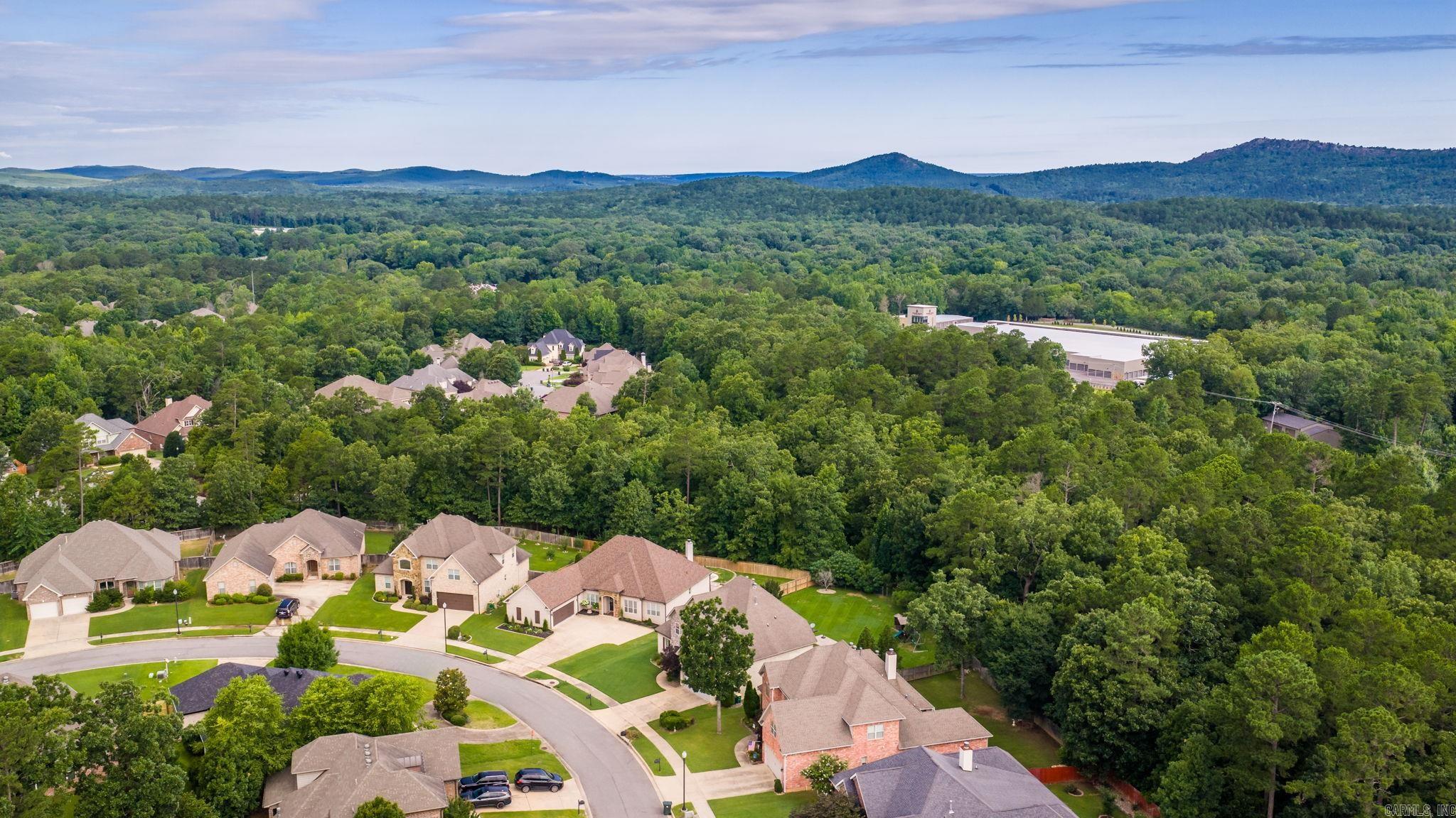 CHENAL VALLEY "TOURNAY CIRCLE" - Residential