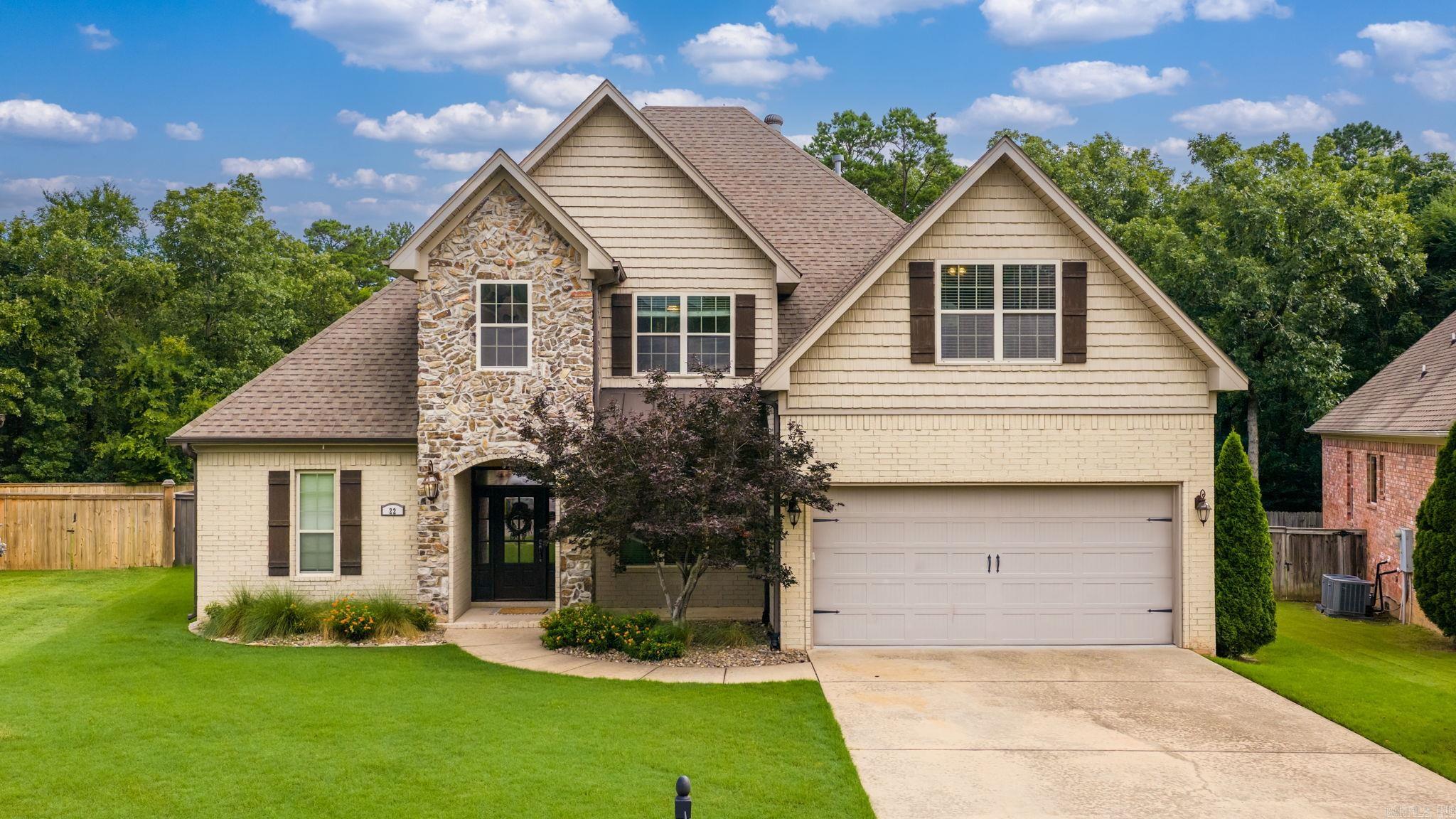 CHENAL VALLEY "TOURNAY CIRCLE" - Residential