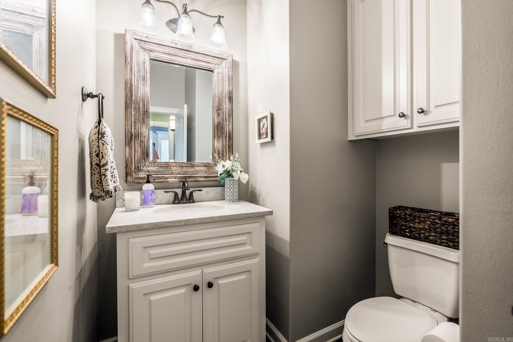 CHENAL VALLEY "TOURNAY CIRCLE" - Residential