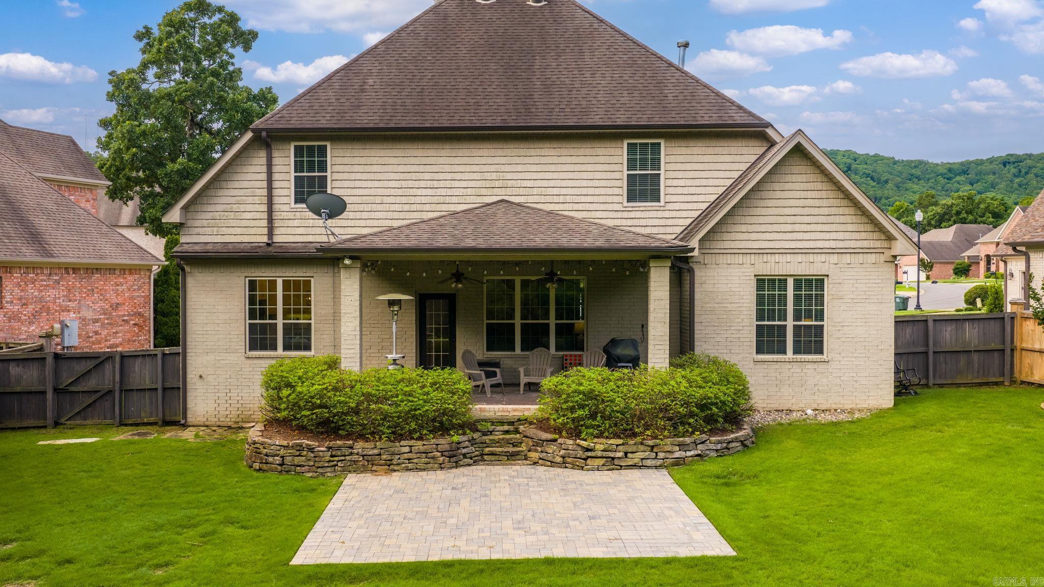 CHENAL VALLEY "TOURNAY CIRCLE" - Residential