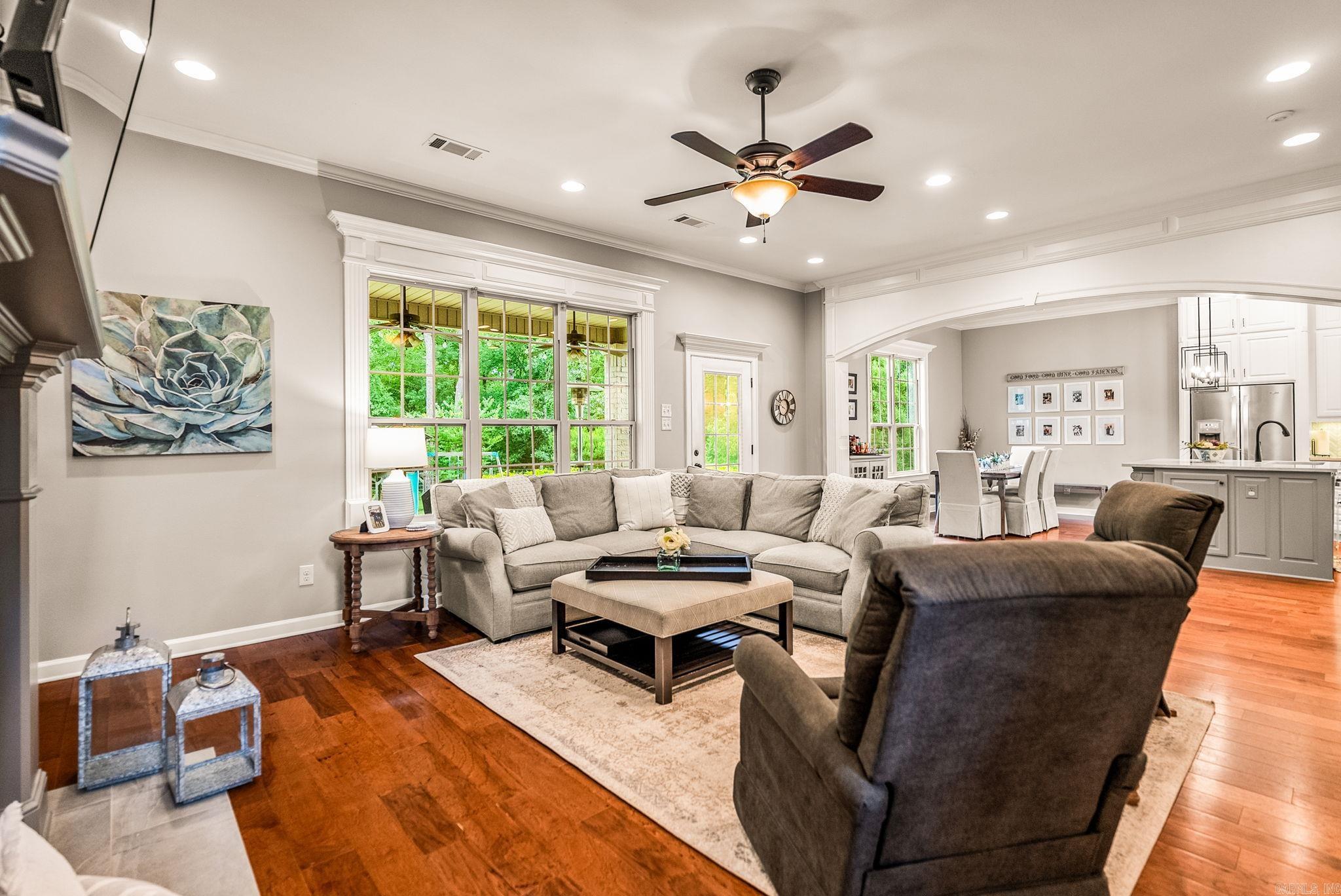 CHENAL VALLEY "TOURNAY CIRCLE" - Residential