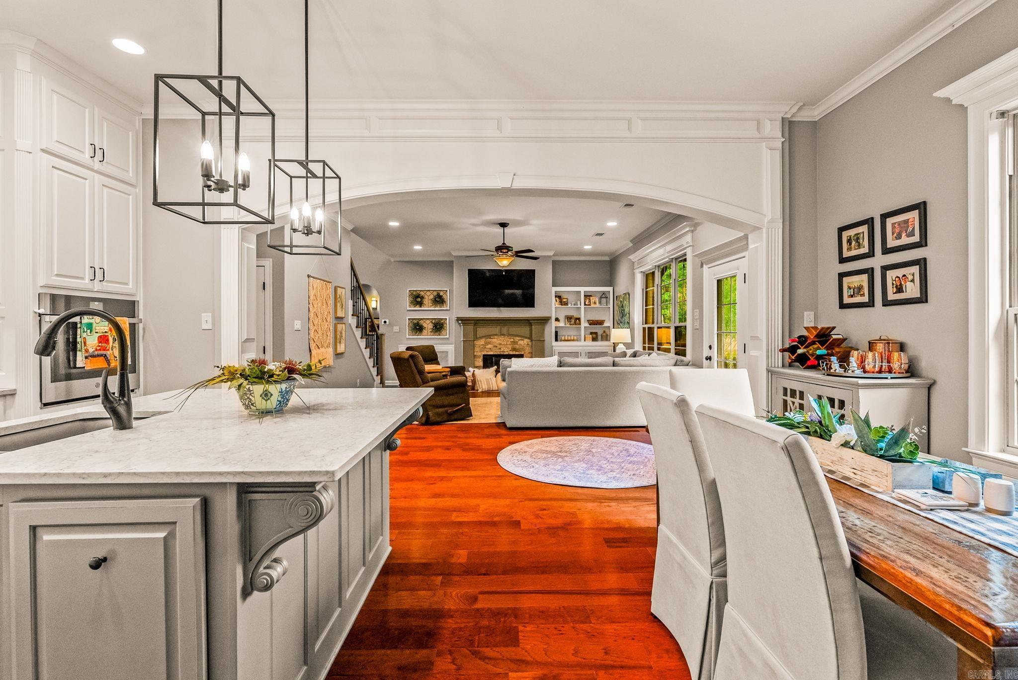 CHENAL VALLEY "TOURNAY CIRCLE" - Residential