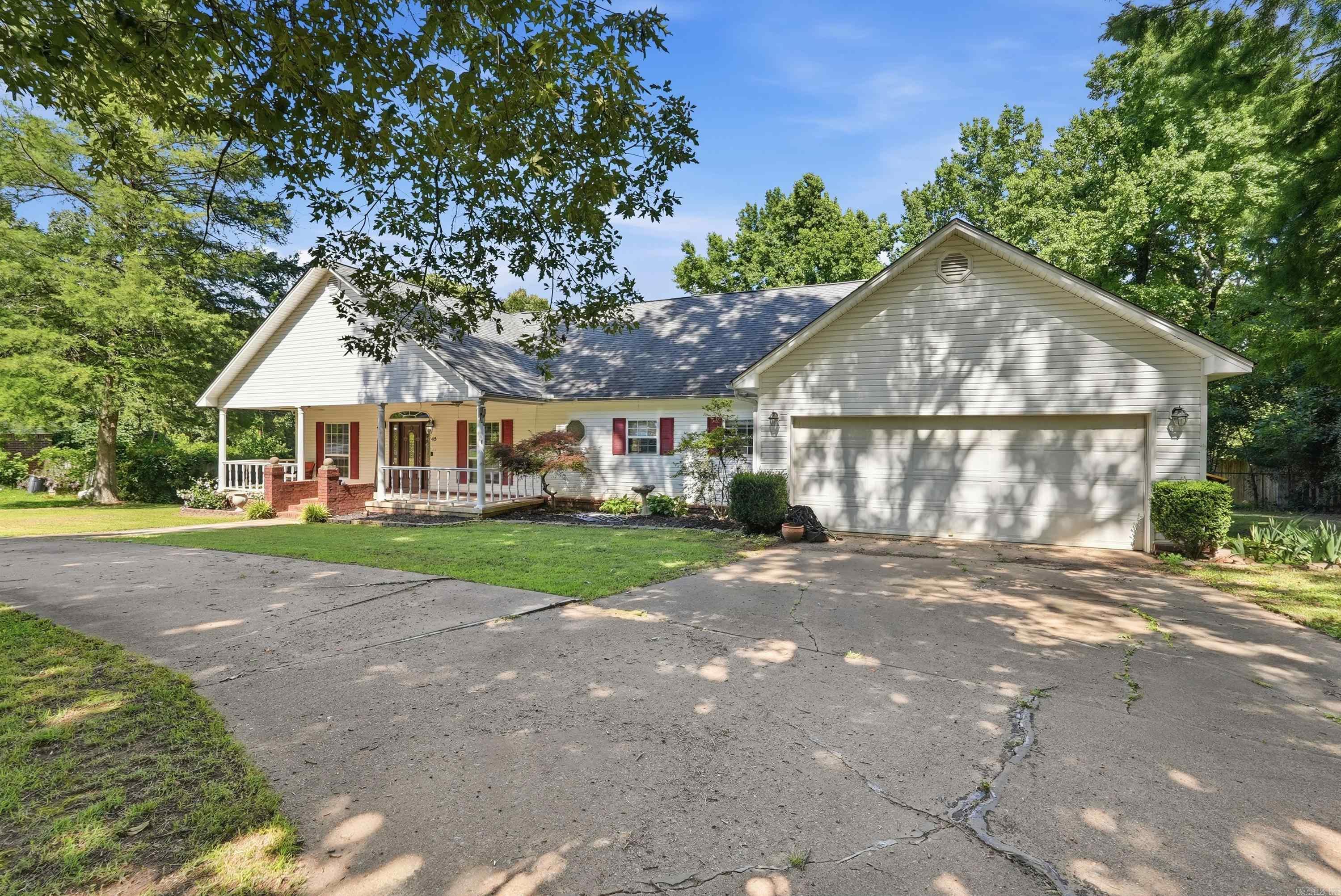 OAK FORREST - Residential