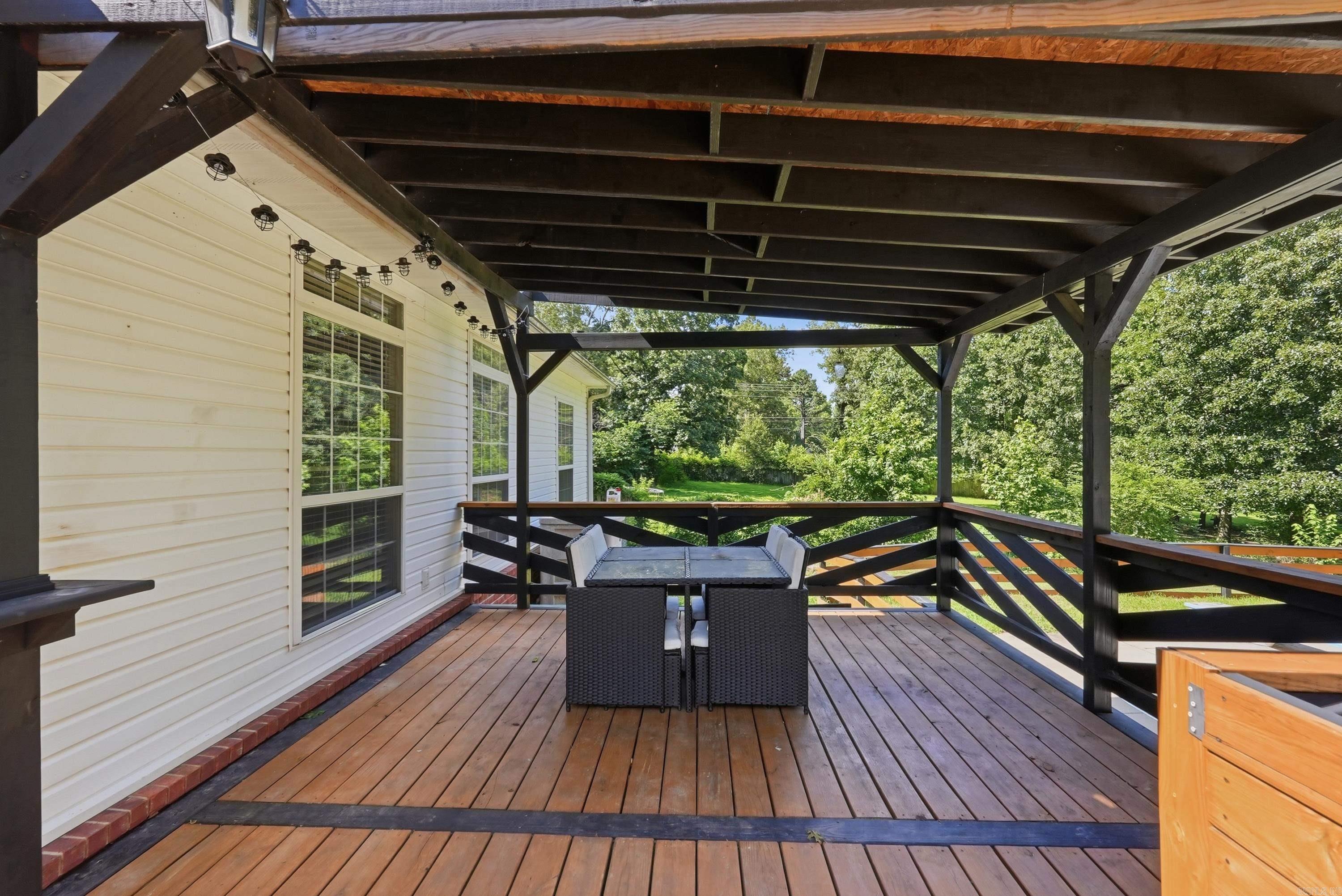 OAK FORREST - Residential