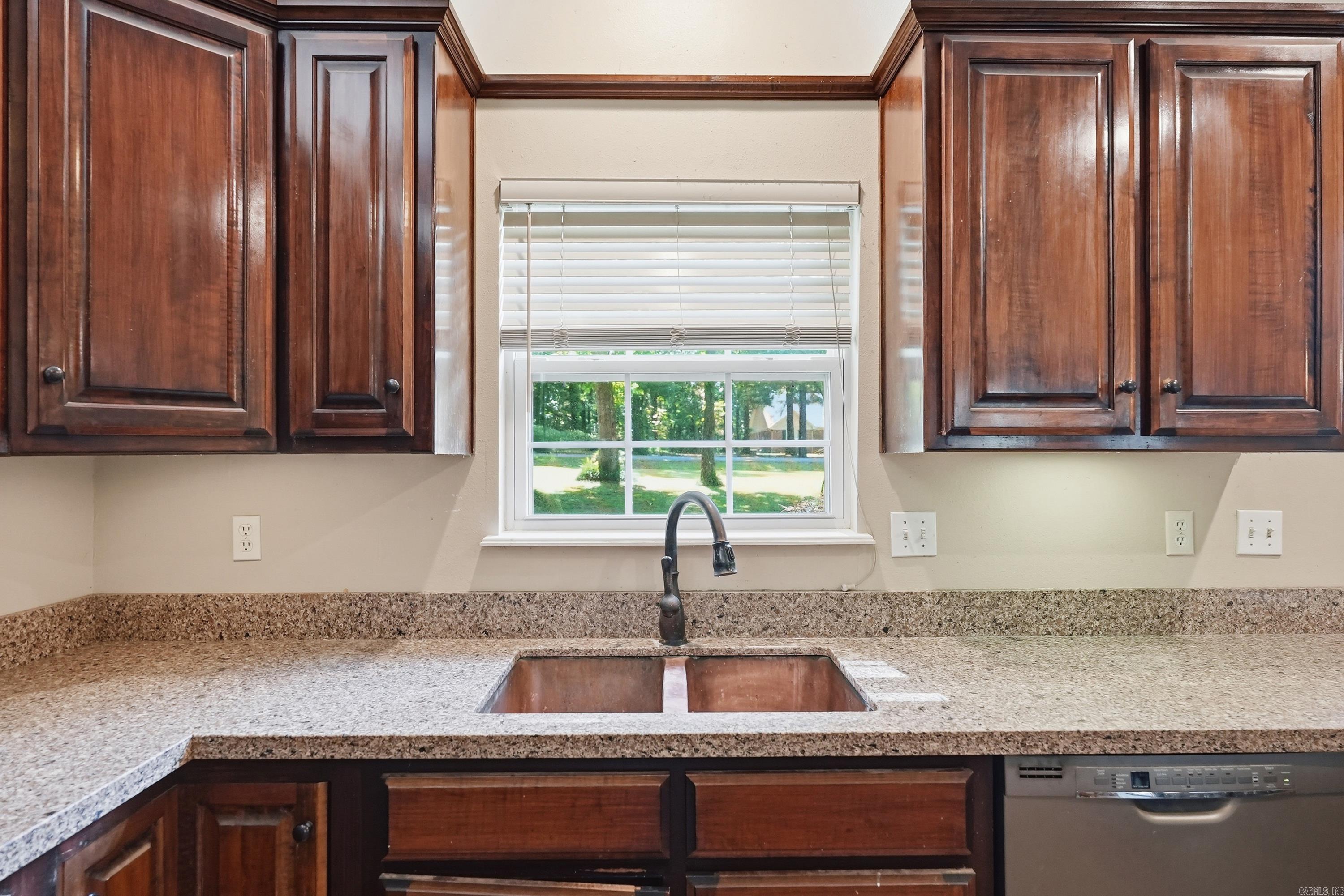 OAK FORREST - Residential
