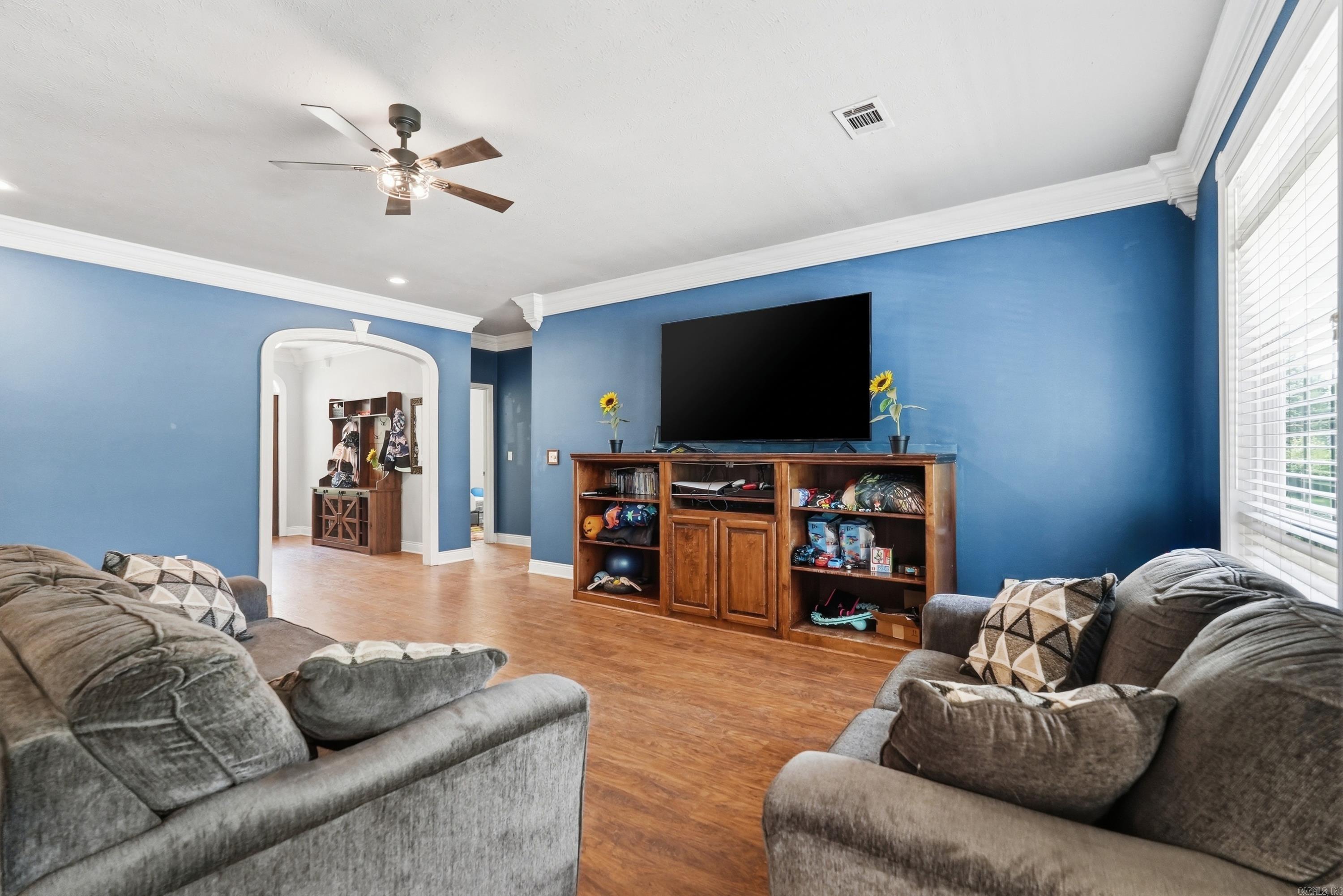 OAK FORREST - Residential