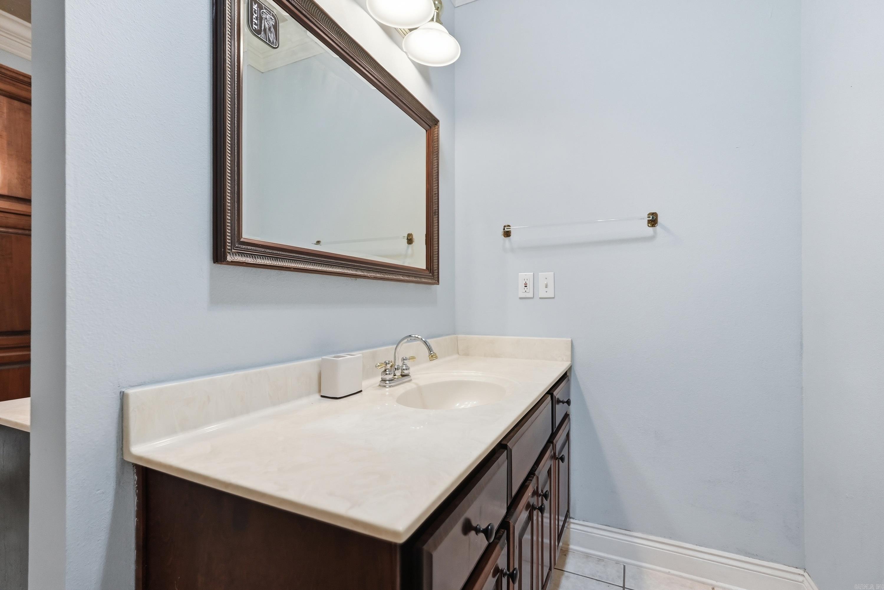 OAK FORREST - Residential