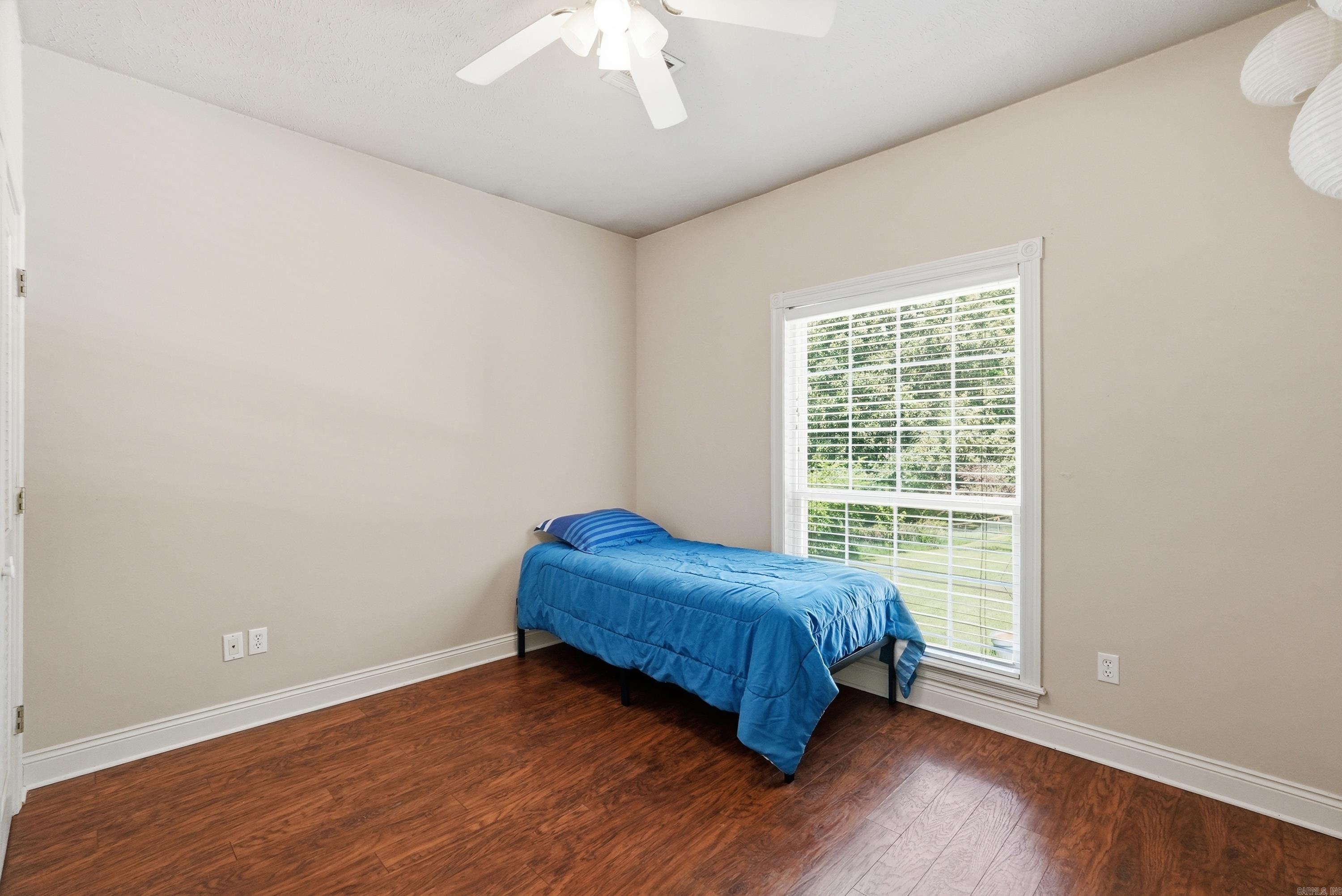 OAK FORREST - Residential