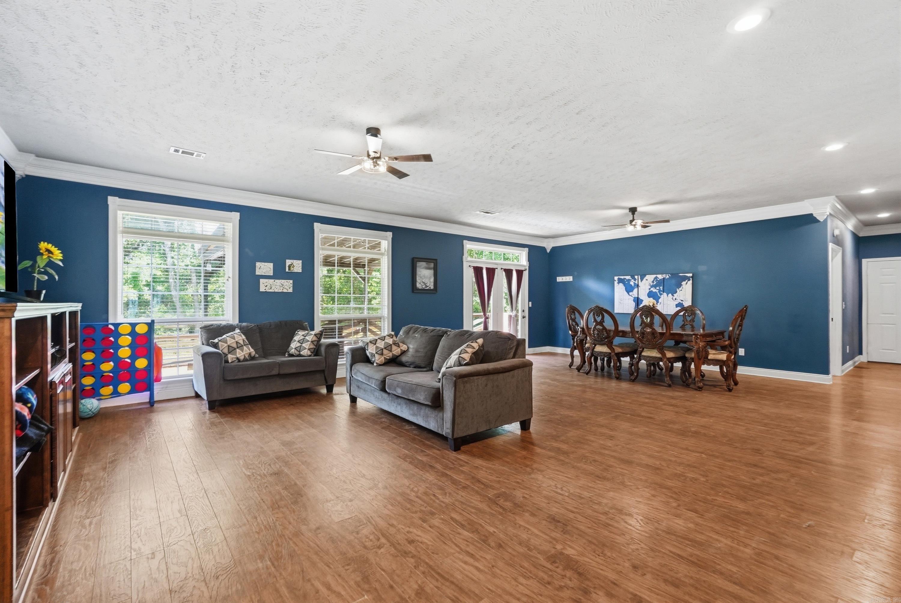 OAK FORREST - Residential