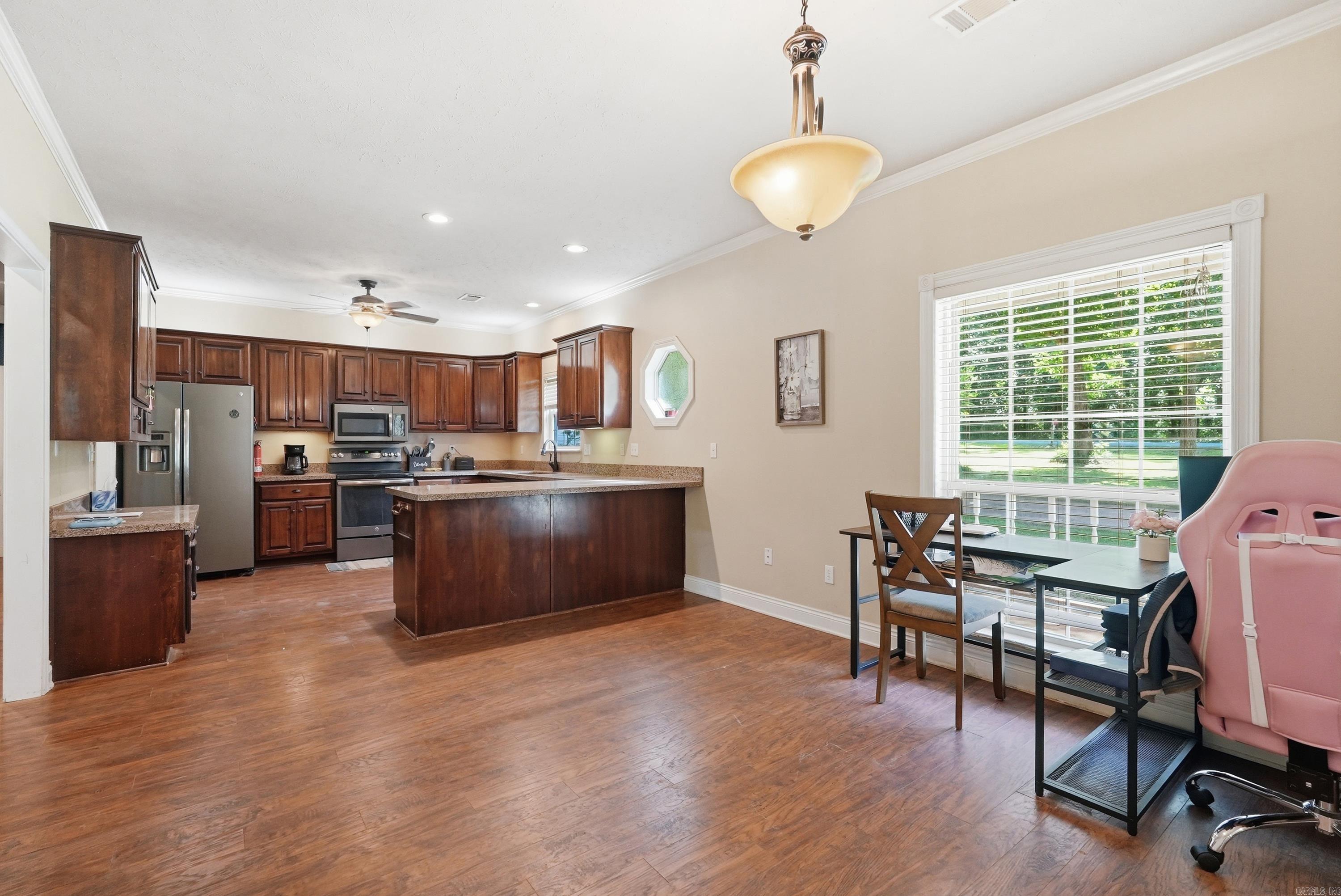 OAK FORREST - Residential