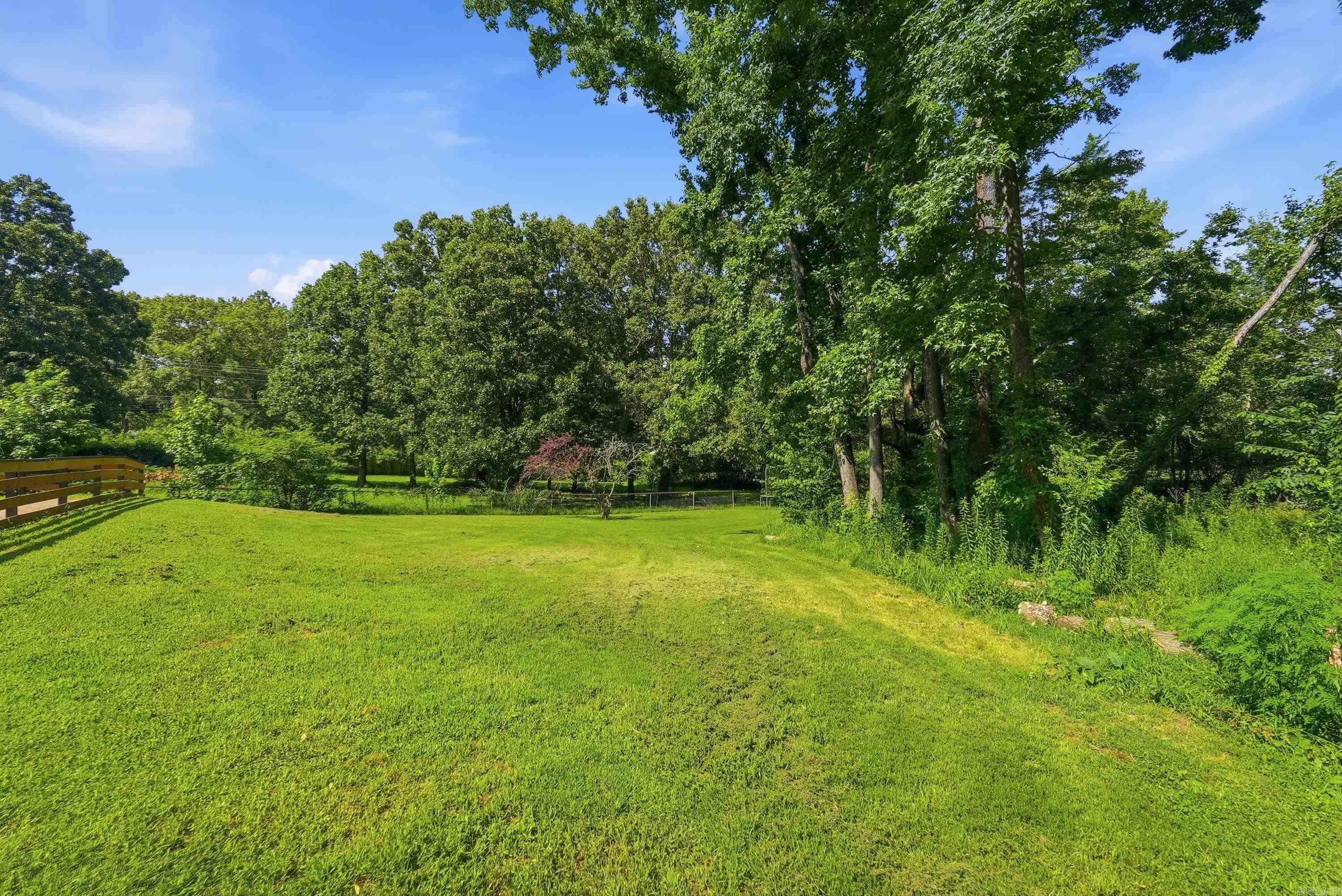 OAK FORREST - Residential