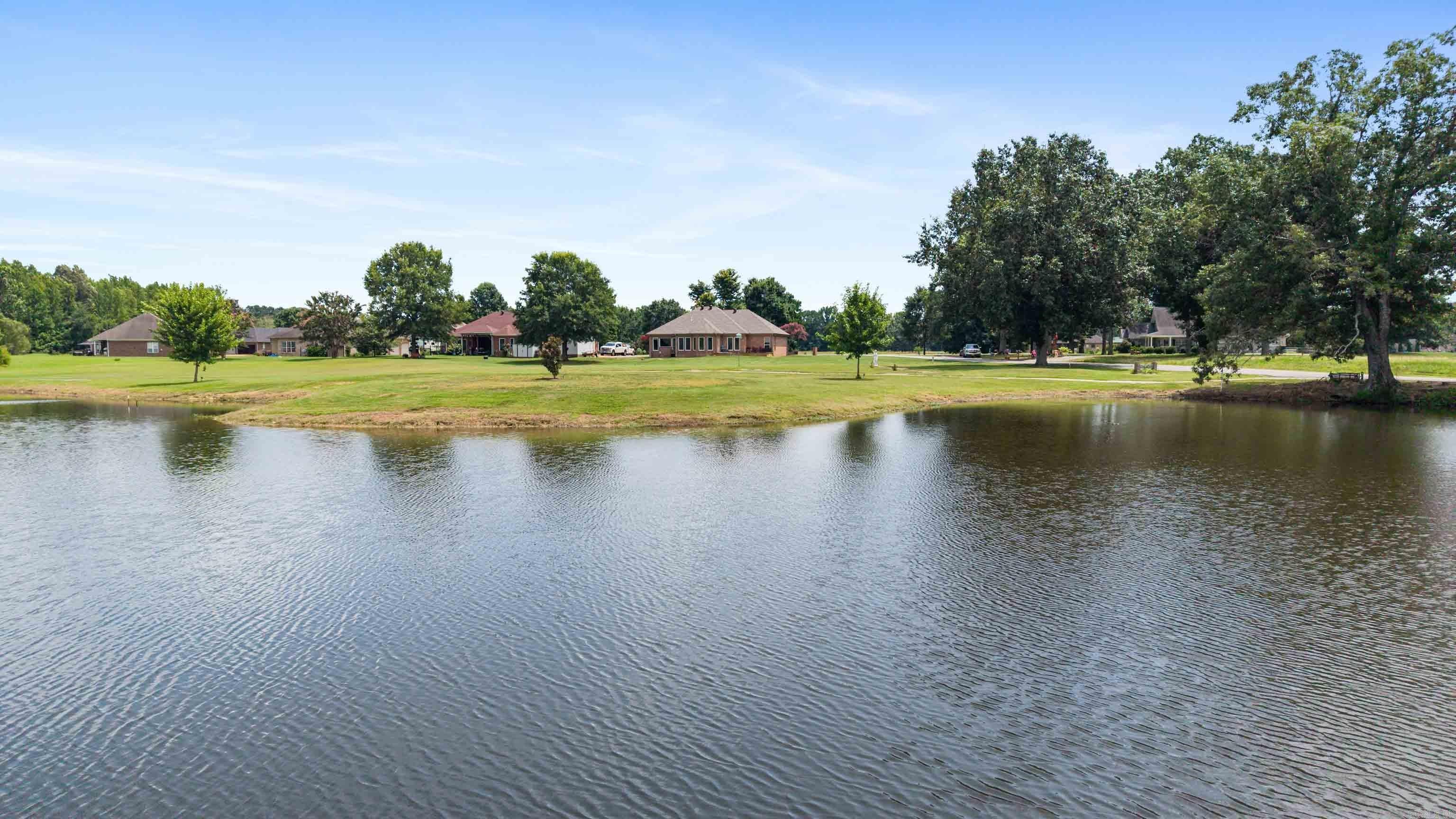 LOST CREEK - Residential