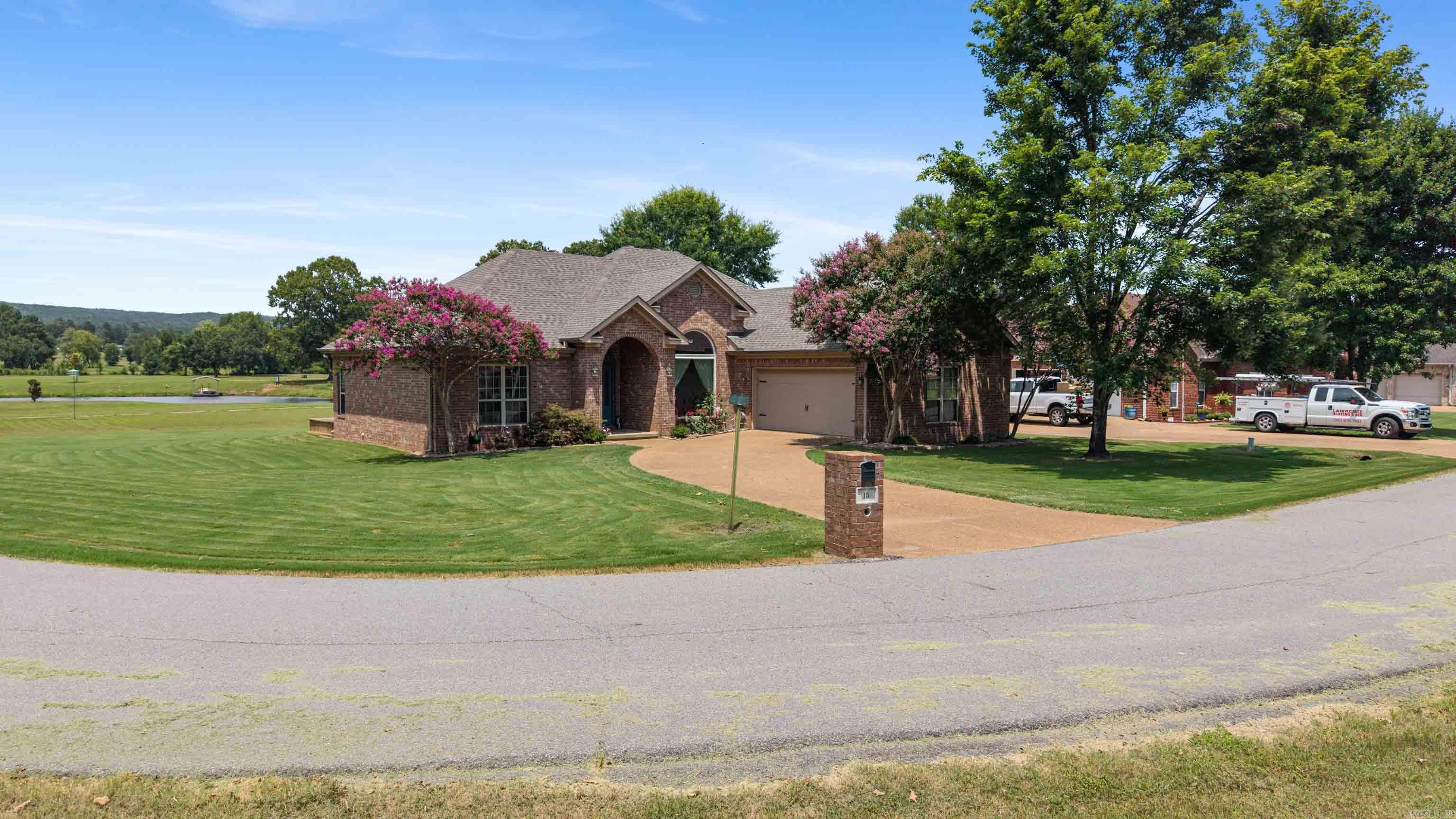 LOST CREEK - Residential