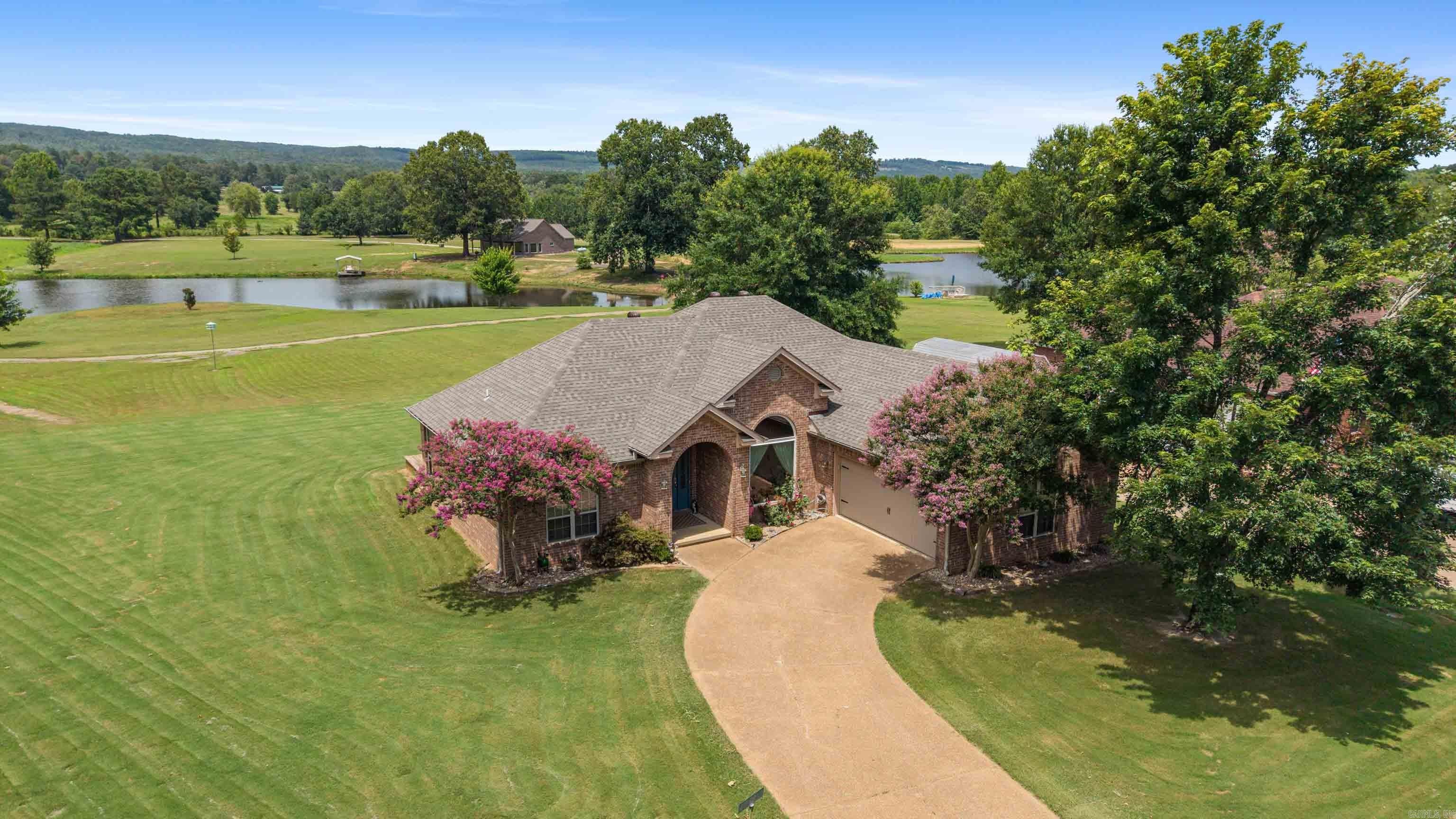 LOST CREEK - Residential