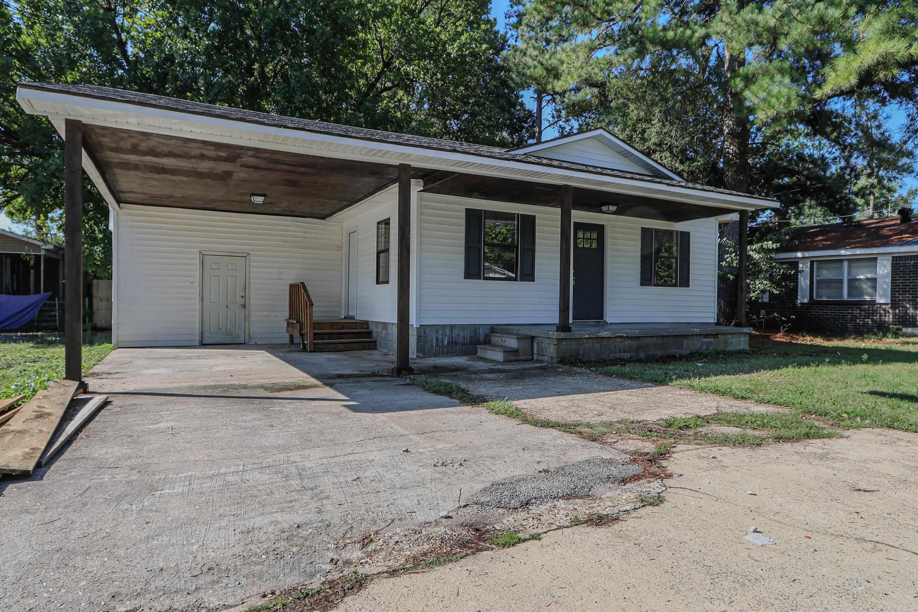 Check out this freshly remodeled 4-bedroom, 3-bath, all-electric home! With 1680 sqft +/- of living space on a slab foundation, it sits on a spacious 60×151 fenced lot. It's perfect for a family looking for a modern and comfortably priced large house to make a home.