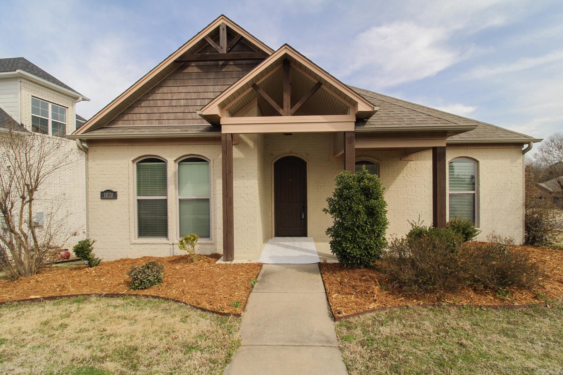Beautifully situated in a gated West Conway community, this charming home offers and open concept layout ideal for entertaining.  Enjoy neighborhood walking paths, a welcoming community feel, and a spacious yard perfect for relaxing or hosting guests.