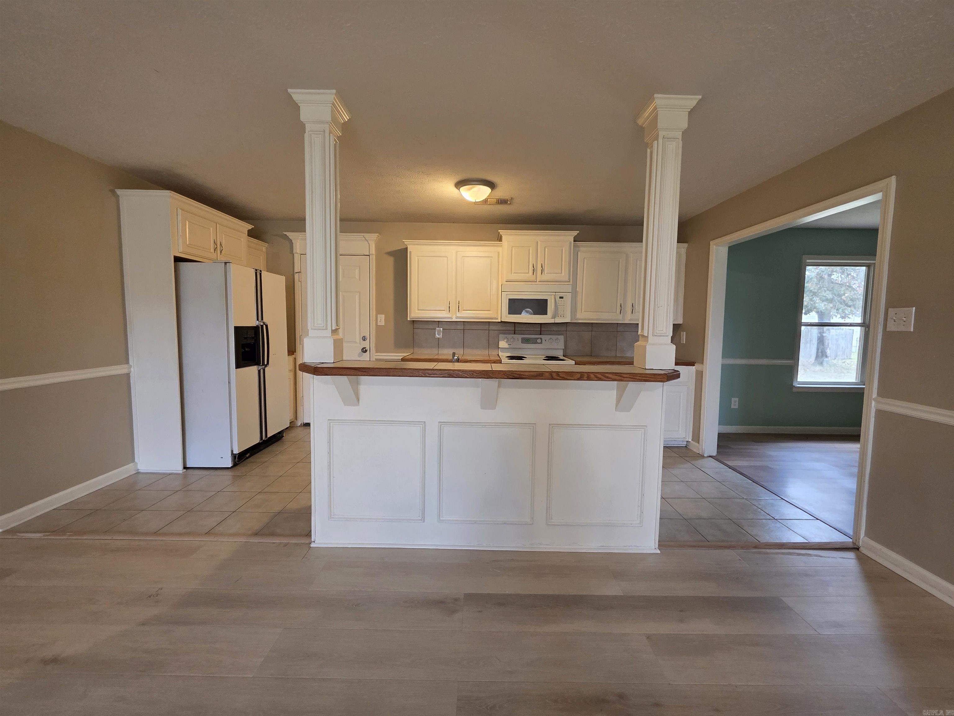 Gold Meadows - Residential Lease