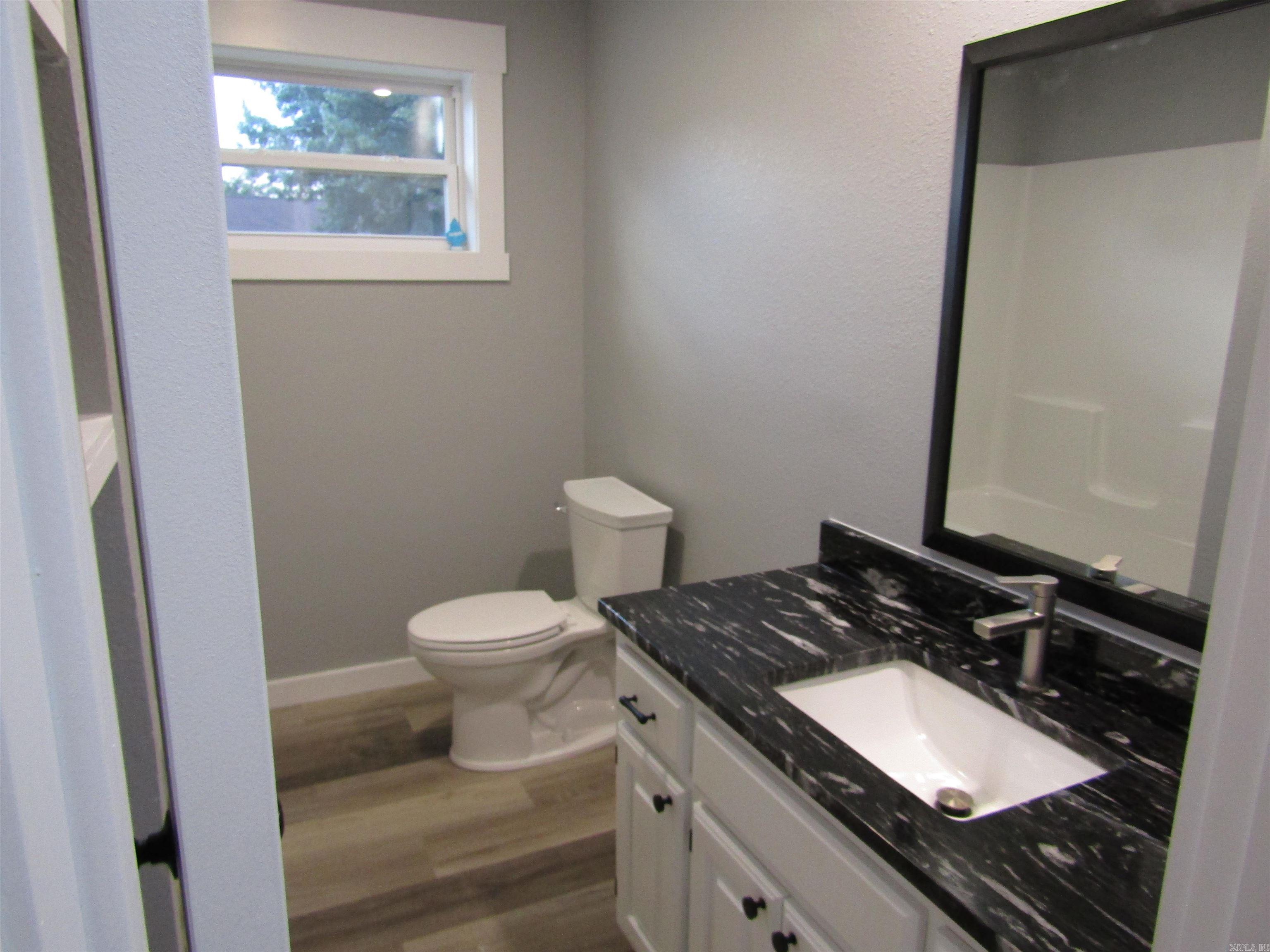 RHODES & TAYLOR - Residential