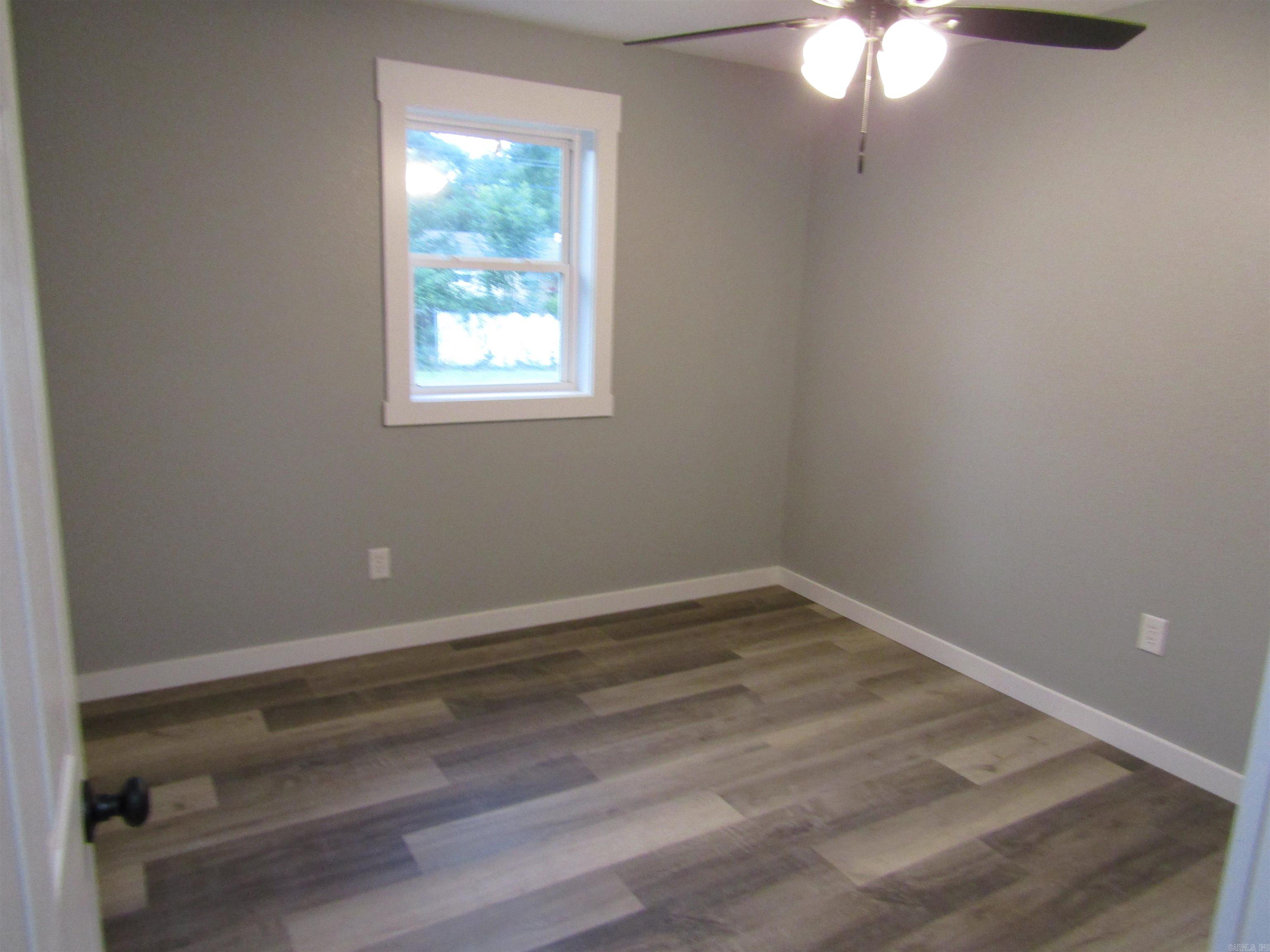 RHODES & TAYLOR - Residential