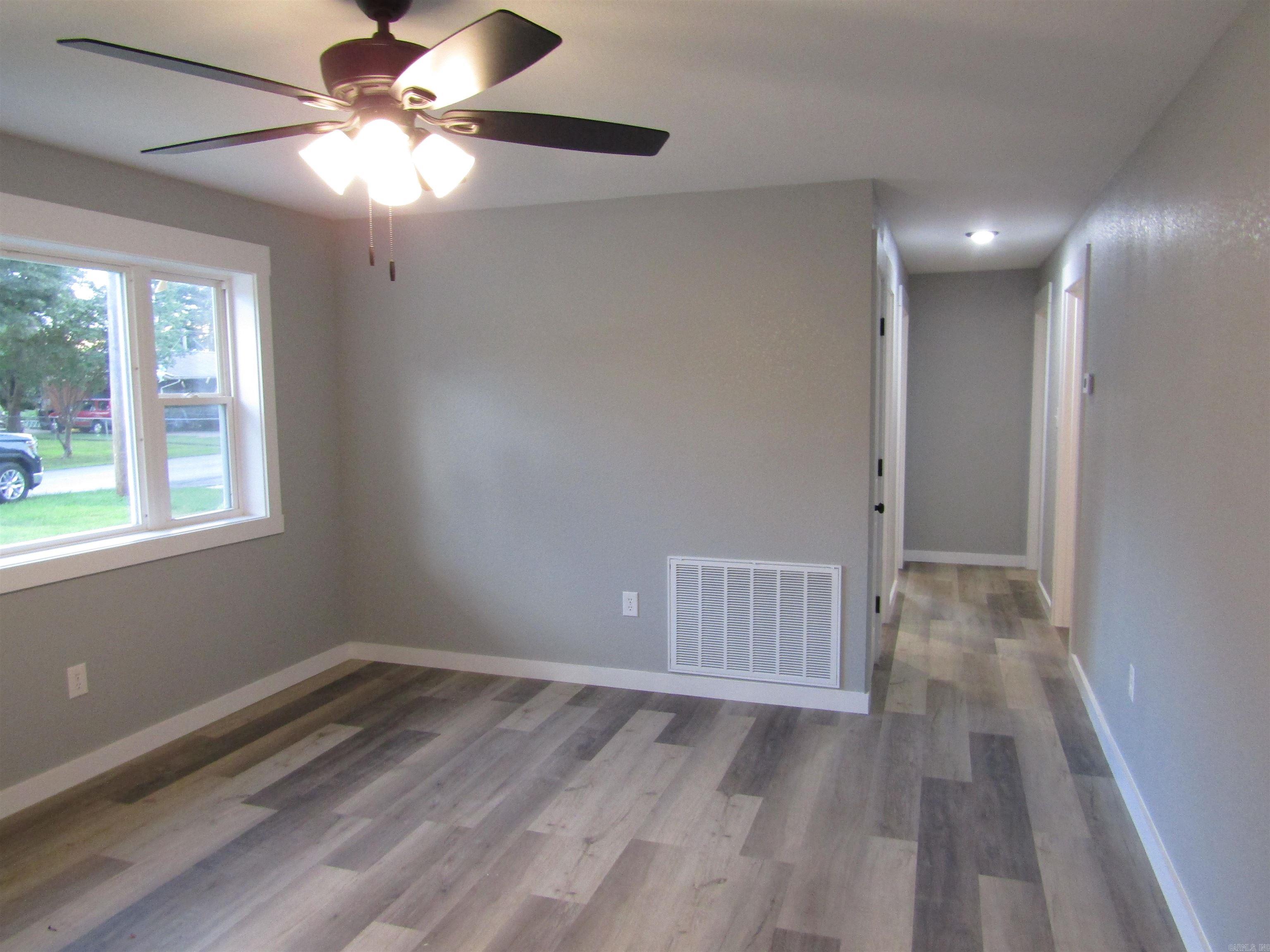 RHODES & TAYLOR - Residential