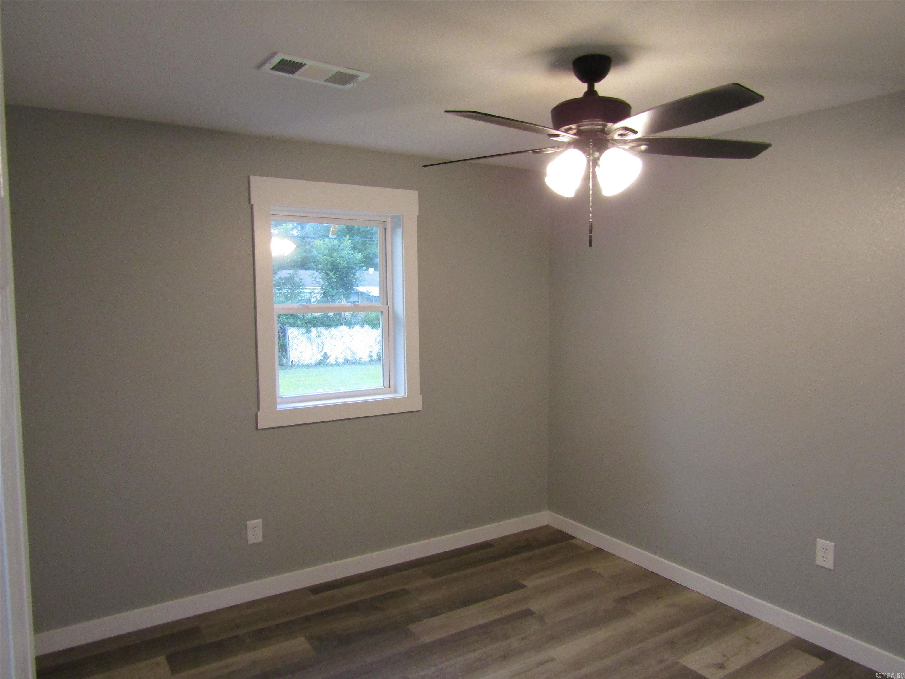RHODES & TAYLOR - Residential