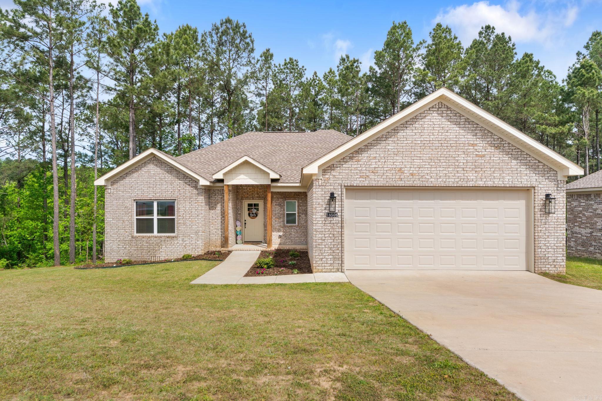 THE PINES AT PARKWAY TRAILS - Residential