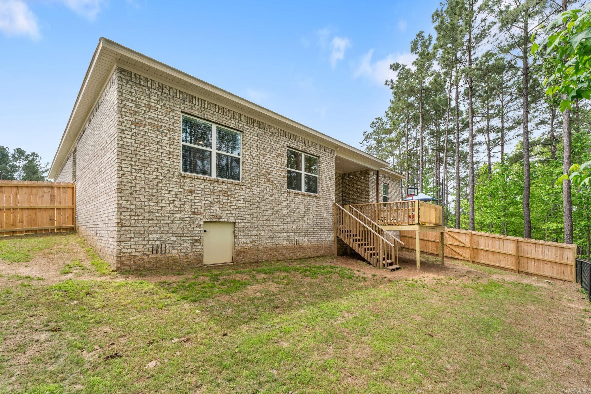 THE PINES AT PARKWAY TRAILS - Residential