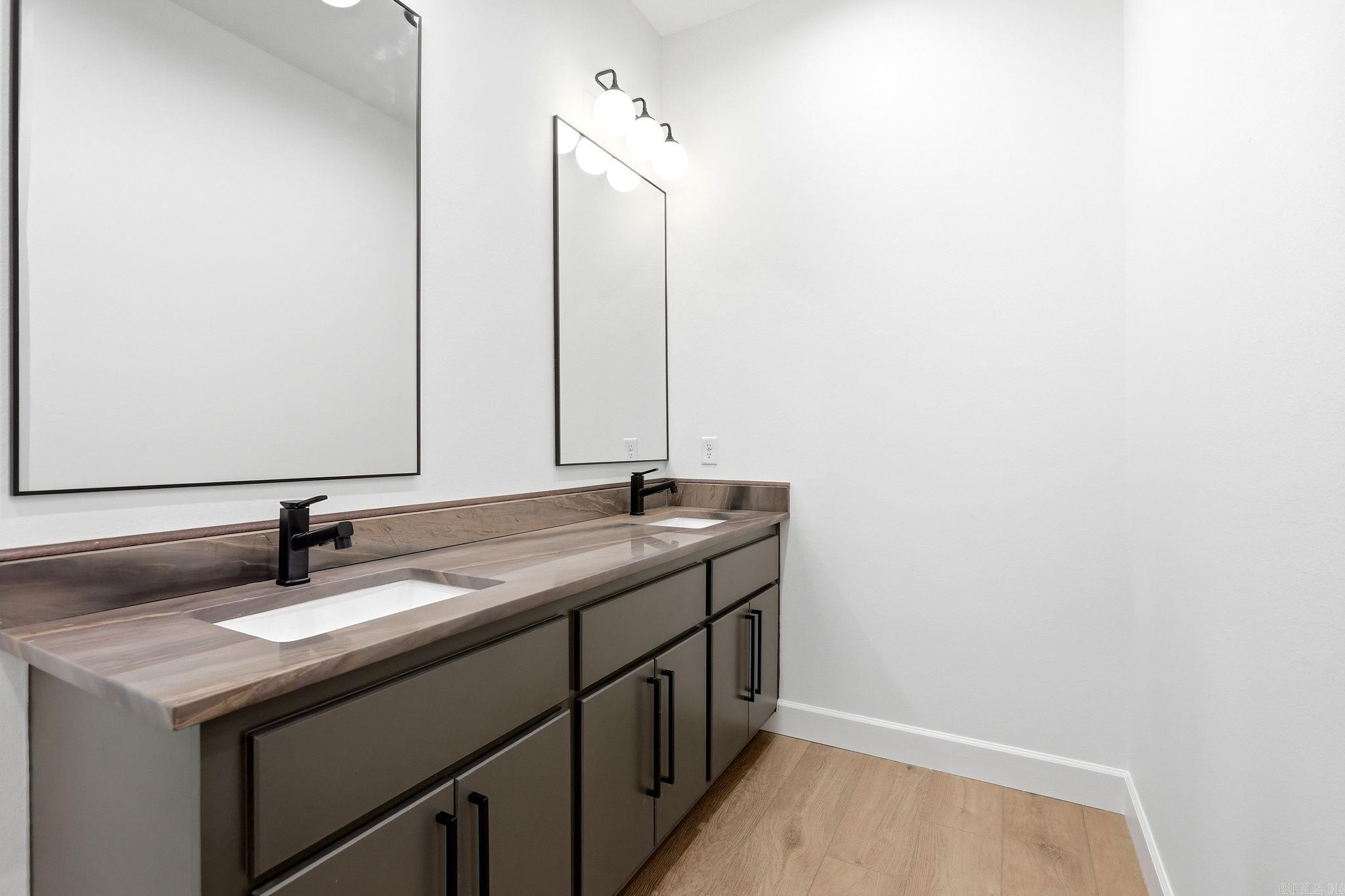 STAGECOACH ESTATES - Residential