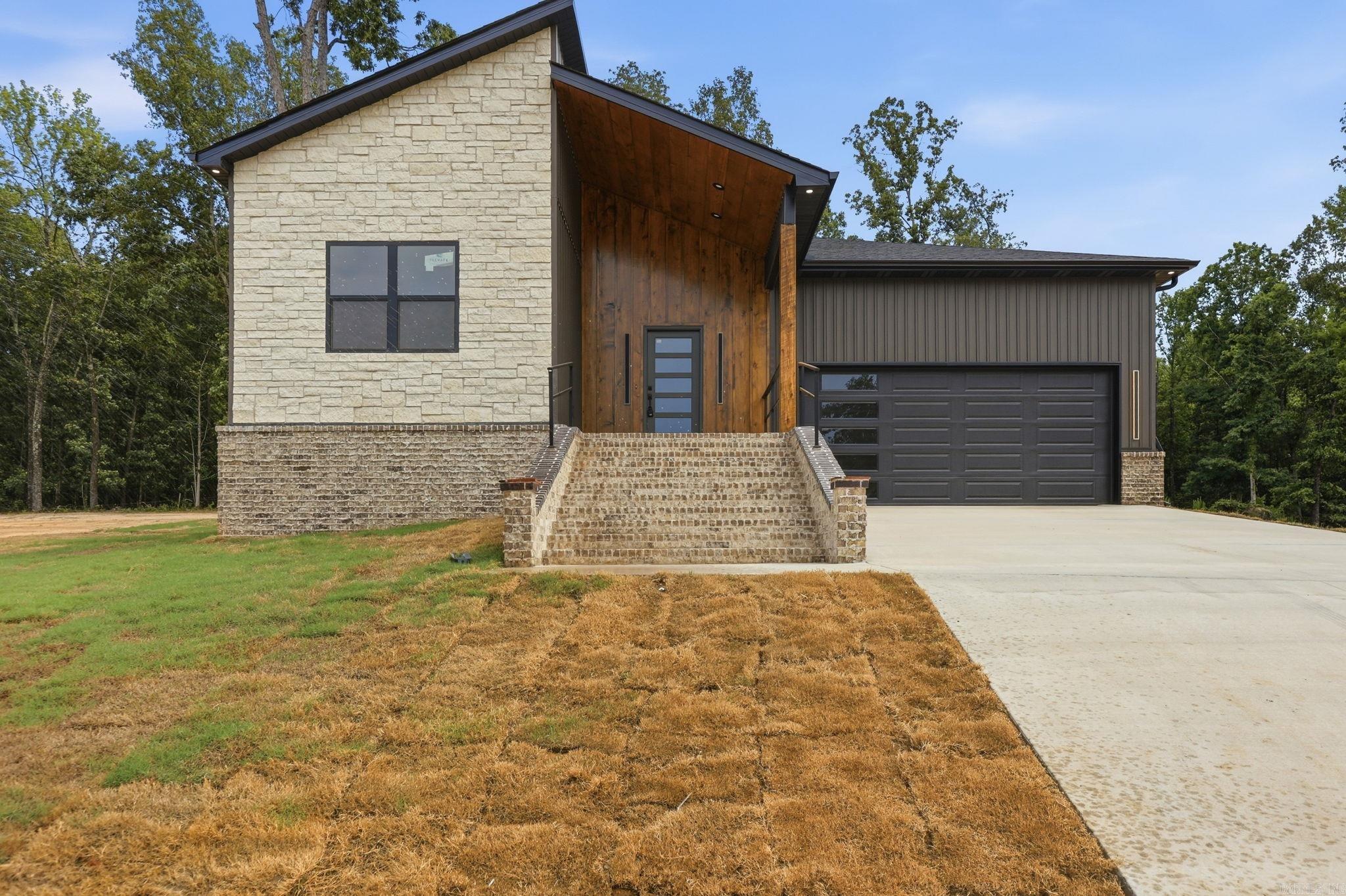 STAGECOACH ESTATES - Residential