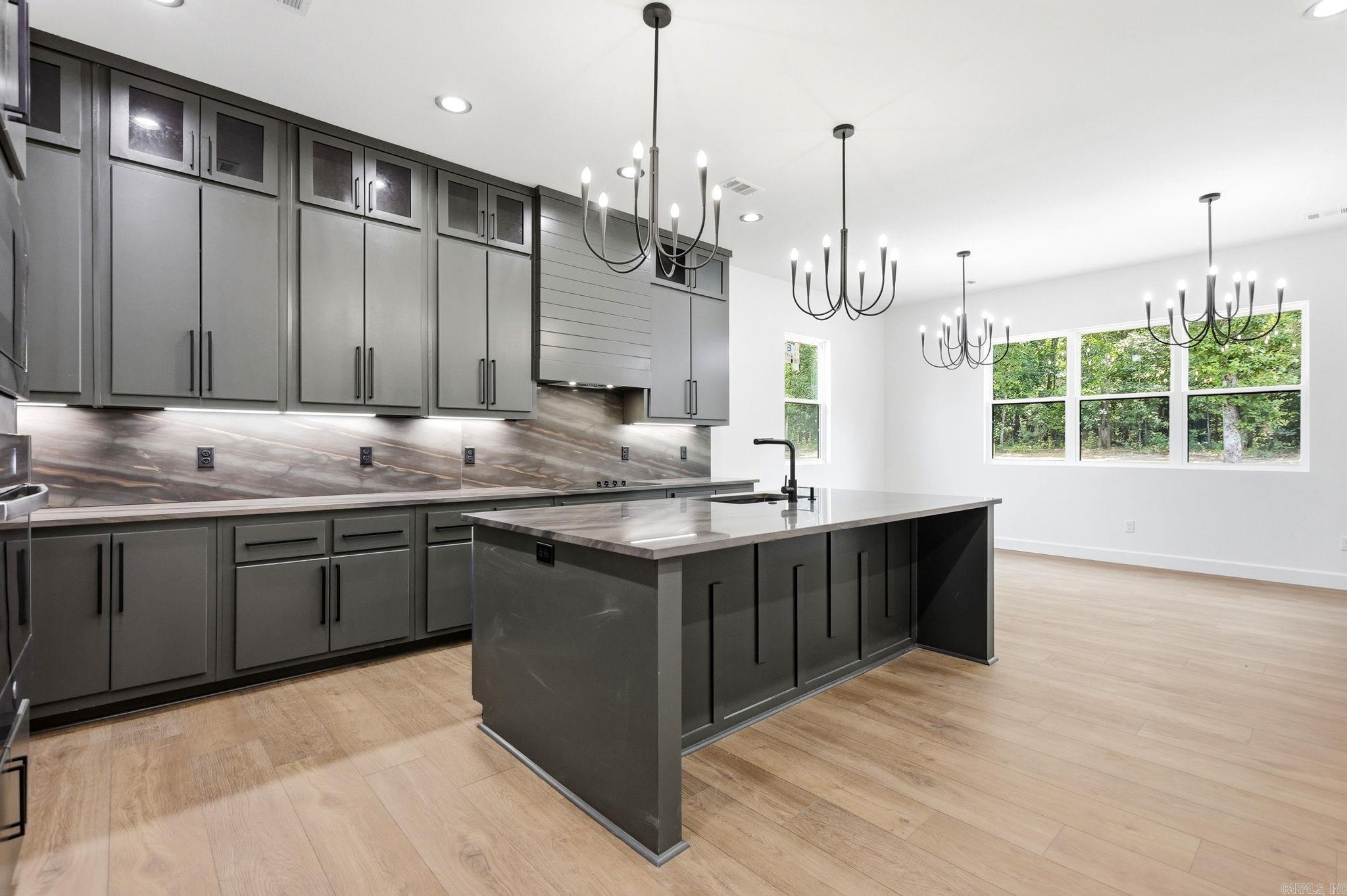 STAGECOACH ESTATES - Residential
