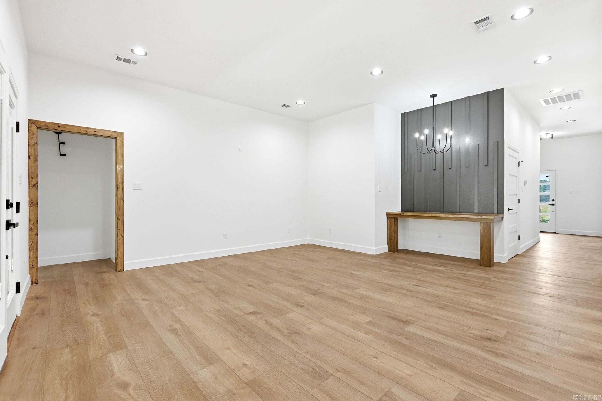 STAGECOACH ESTATES - Residential