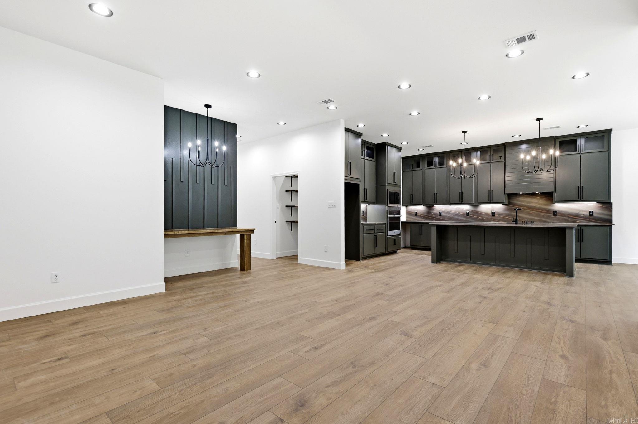 STAGECOACH ESTATES - Residential