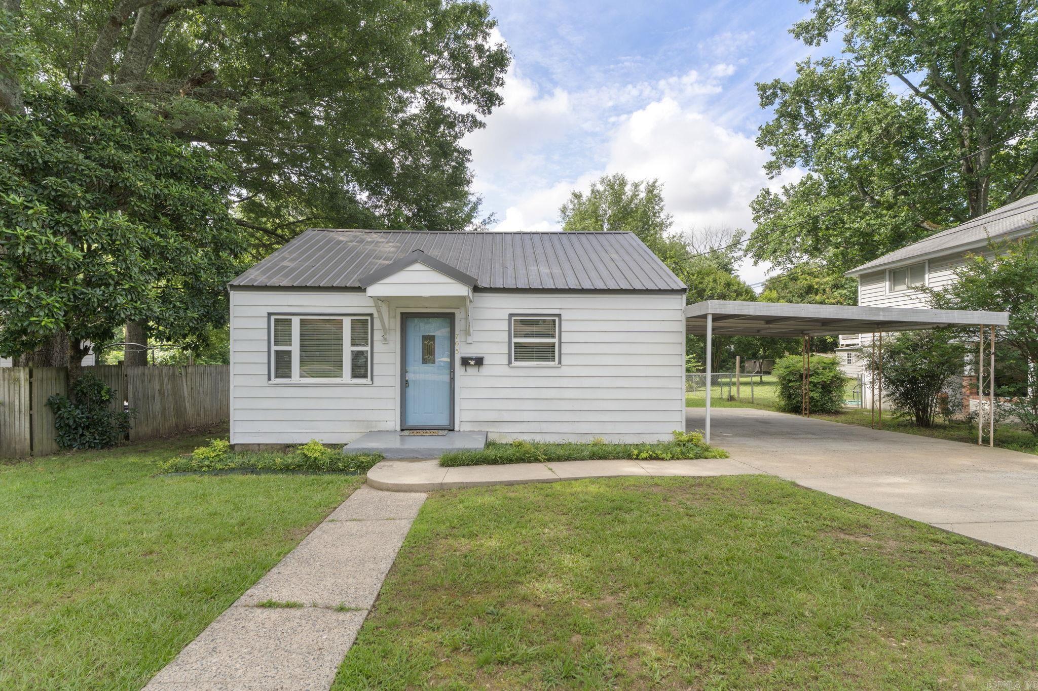 Charming cottage home available right in the heart of Sherwood! From the cozy curb appeal to the inviting spaces inside, this one feels like home the moment you pull up. Perfect blend of character, comfort, and charm — you won’t want to miss this beauty!  Lots of new and improved so you will fall in love as soon as you open the door.  Enjoy views of the large backyard from the spacious deck.  1 mile to Hwy 67/167 interstate and 0.30 mile to Delmont City Park  Schedule your showing today before it’s gone!