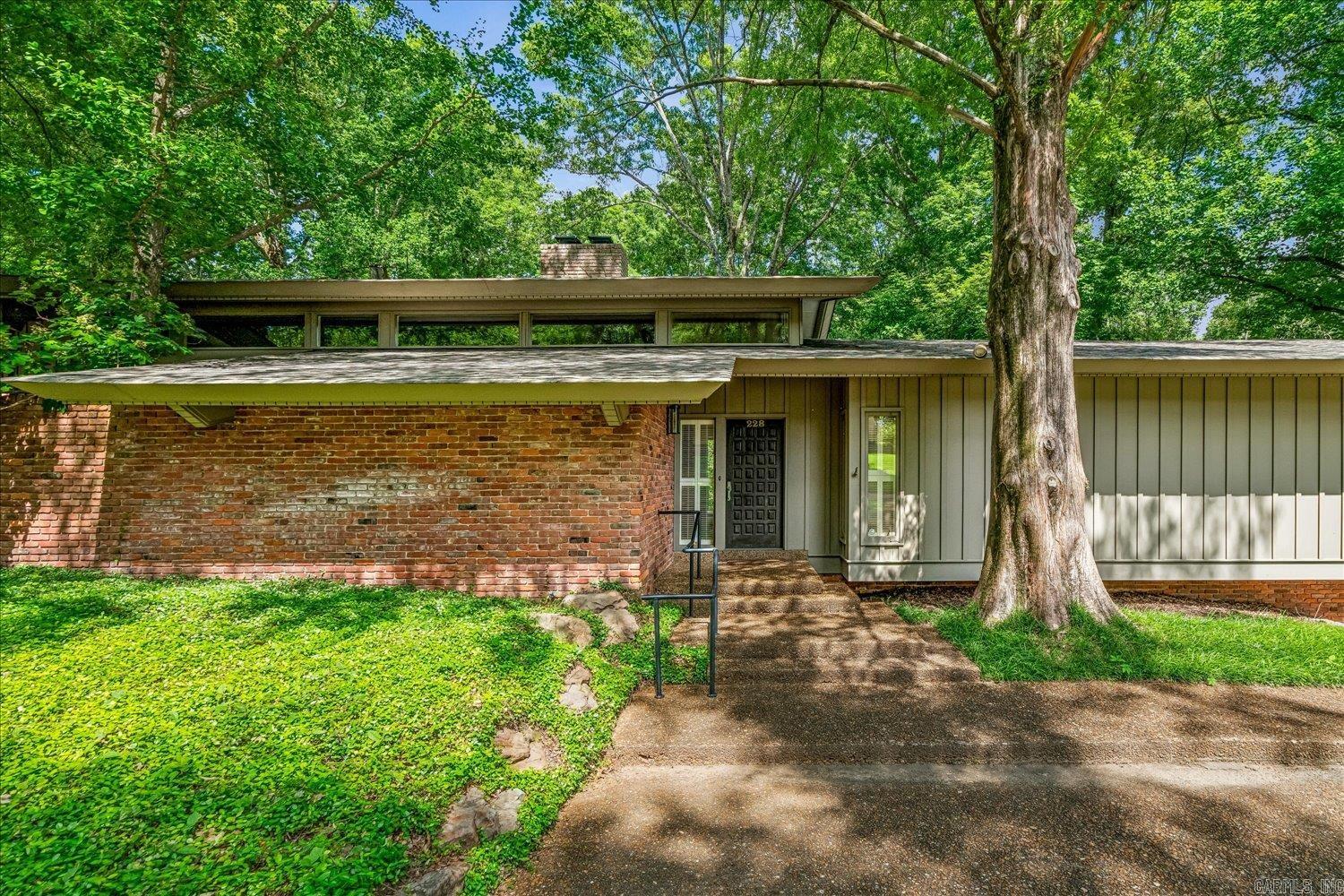 EAST EDGEWOOD ADDN 1 - Residential