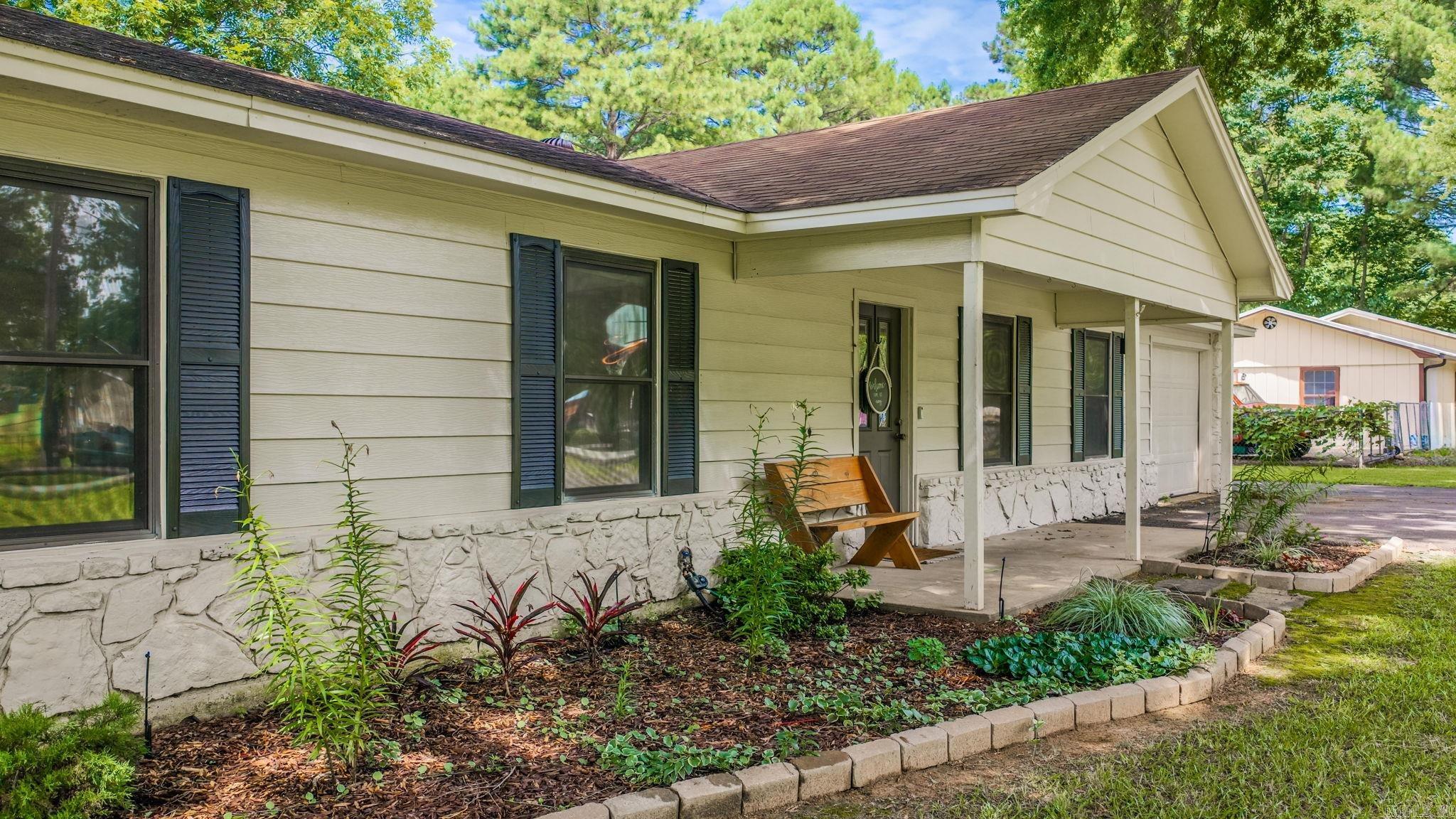 COUNTRYSIDE ESTATES - Residential