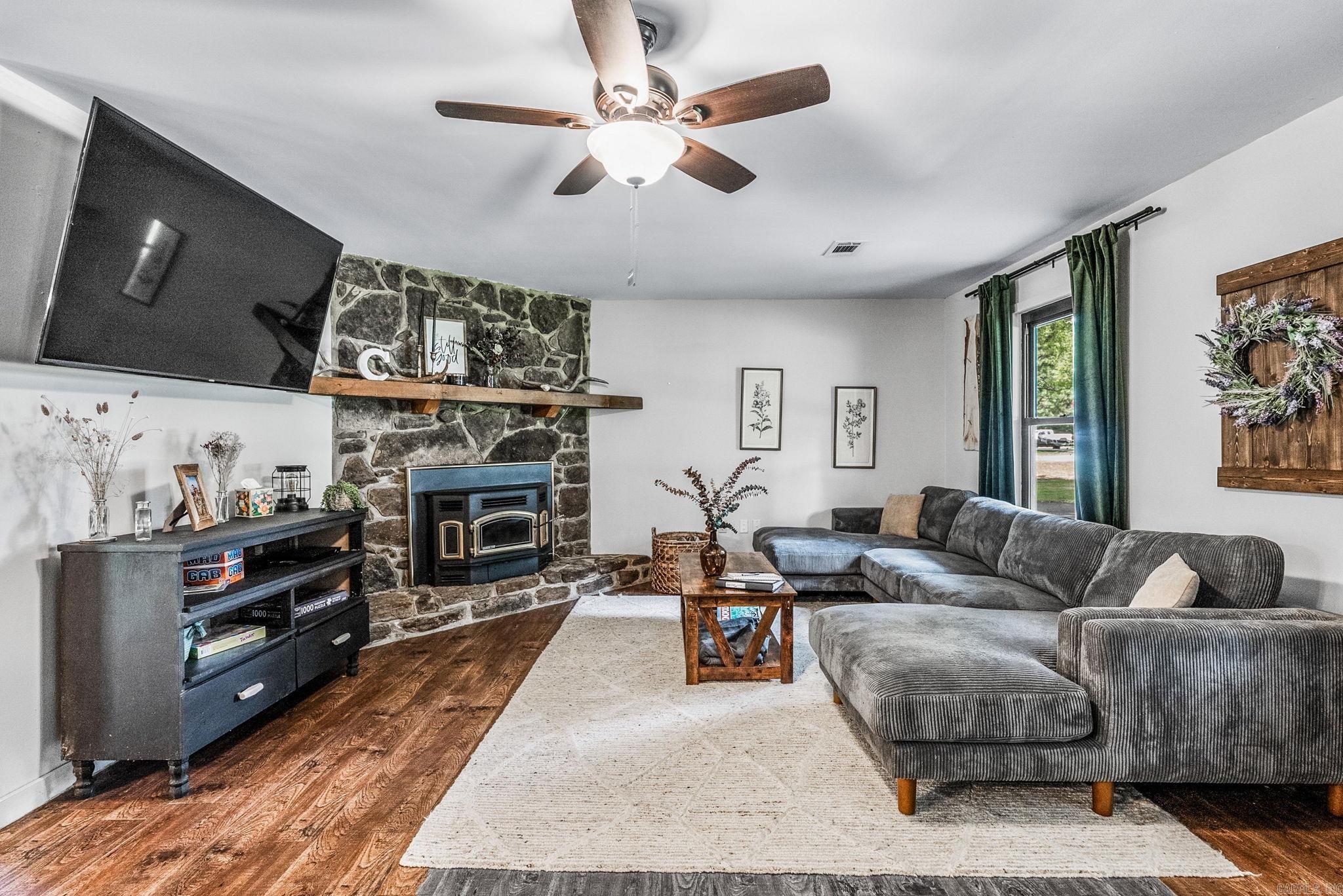 COUNTRYSIDE ESTATES - Residential