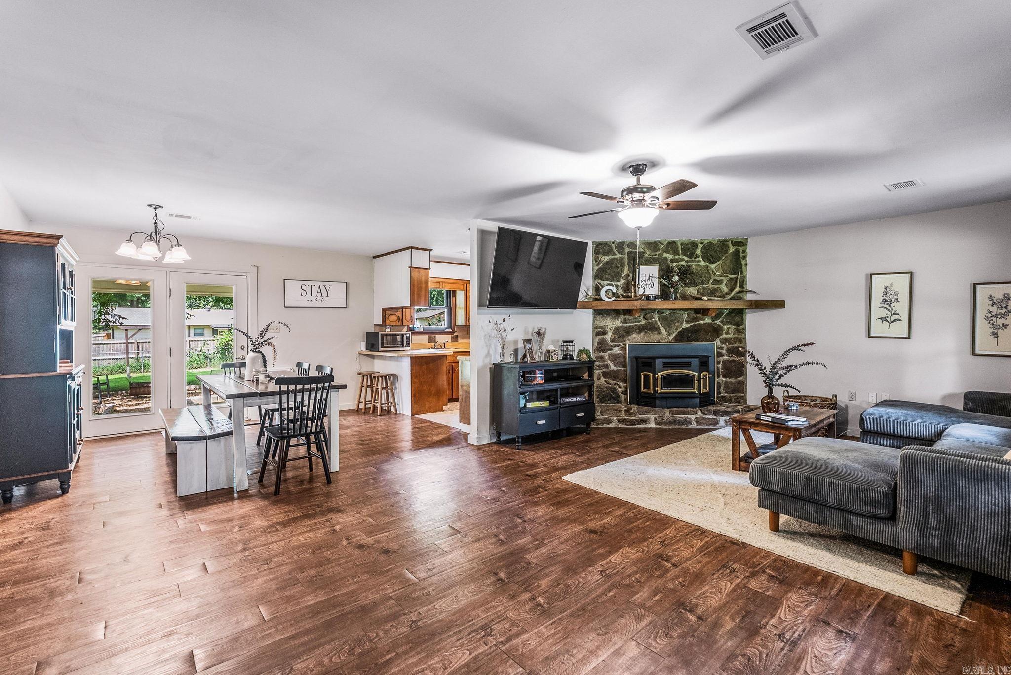 COUNTRYSIDE ESTATES - Residential