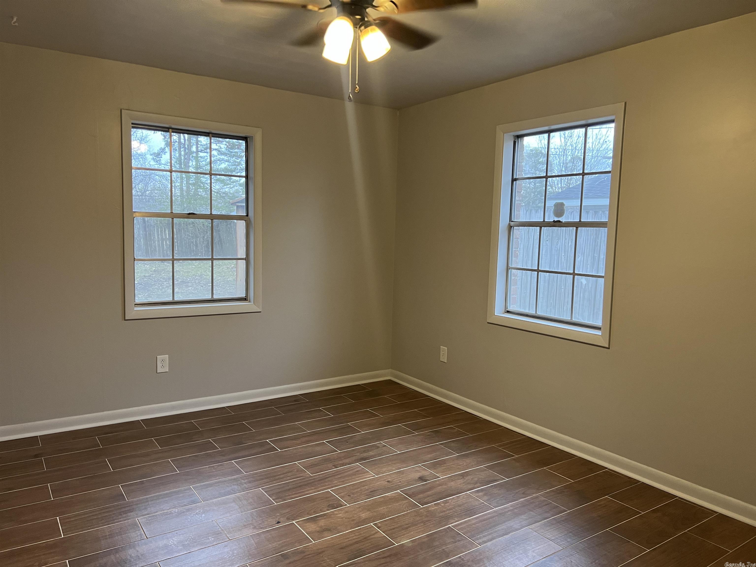 SHERWOOD FOREST ADD - Residential